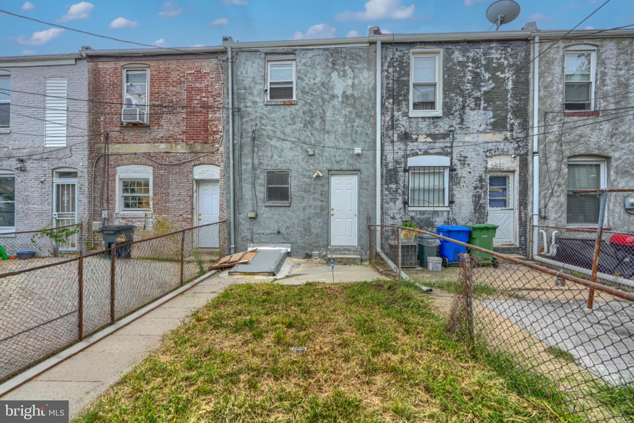 2858 HARLEM AVENUE