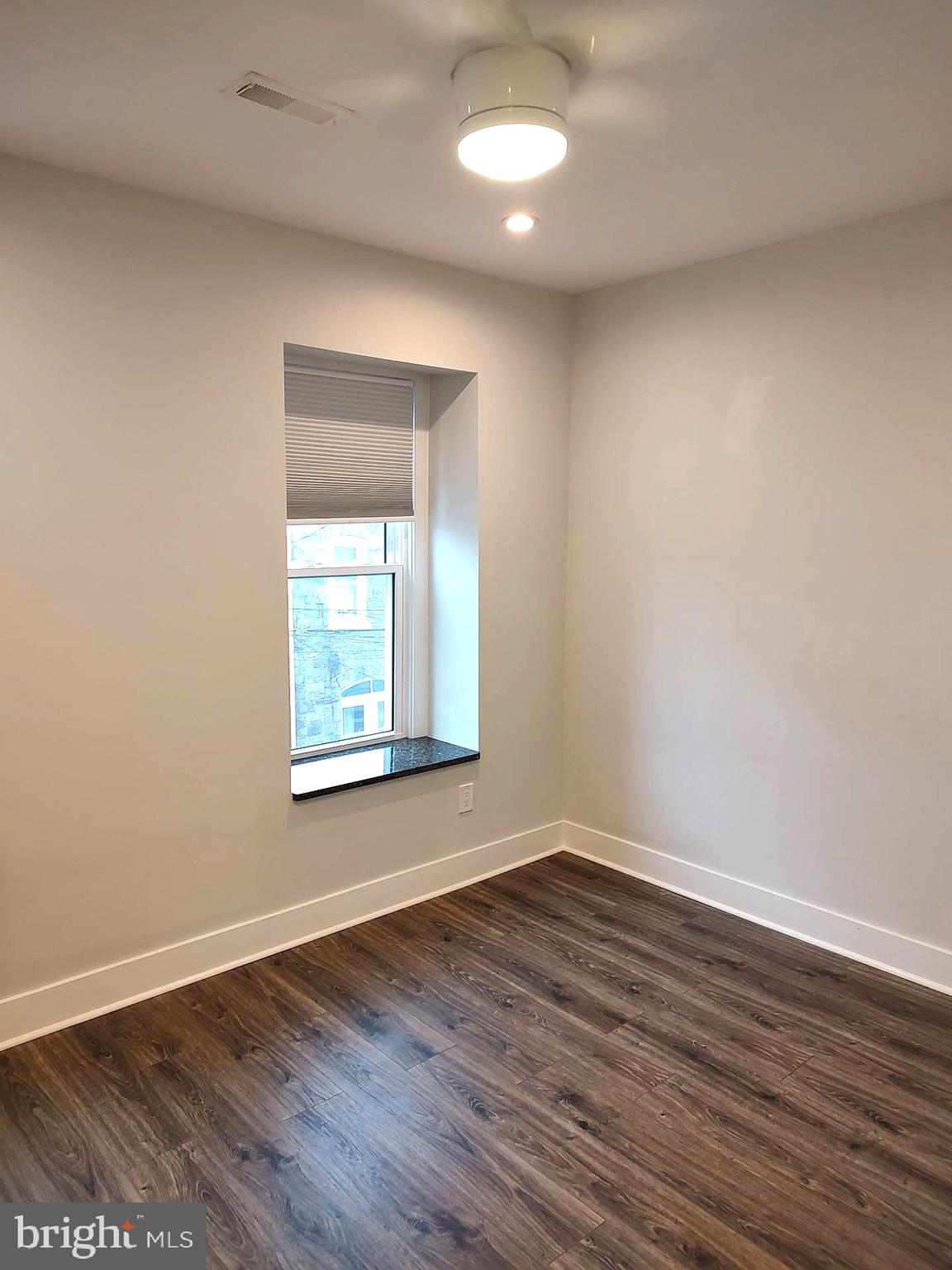 ROXBOROUGH - Residential Lease