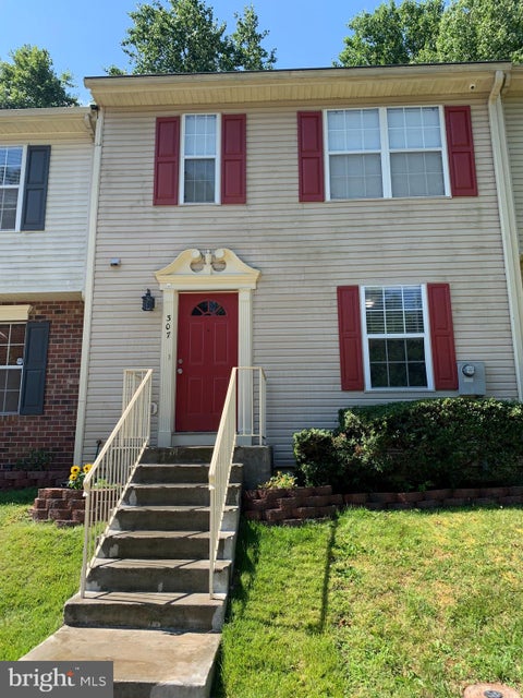 Townhouse For Rent - 307 Stafford Mews Lane<br/> STAFFORD, VA 22556