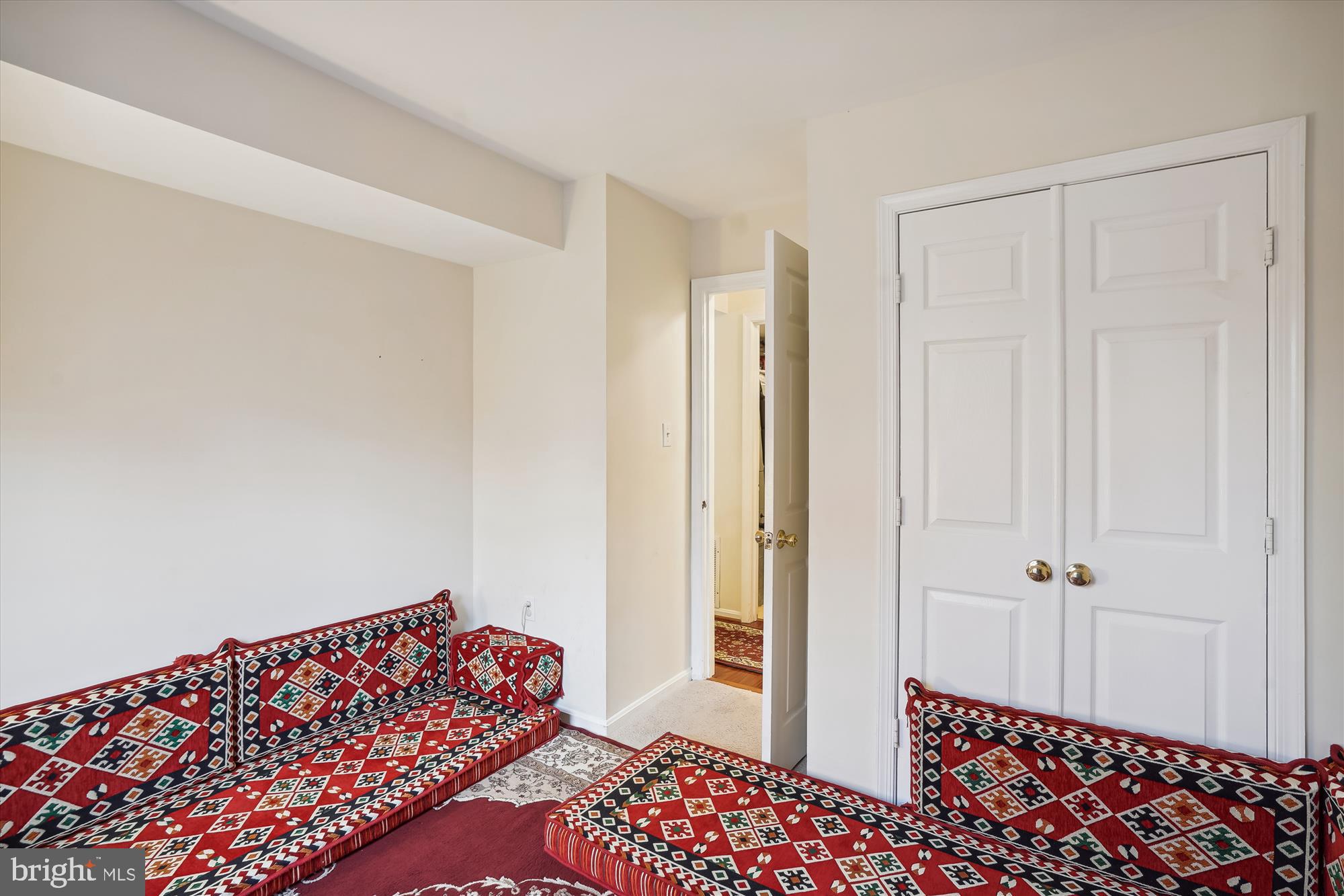 ROLLING OAKS - Residential