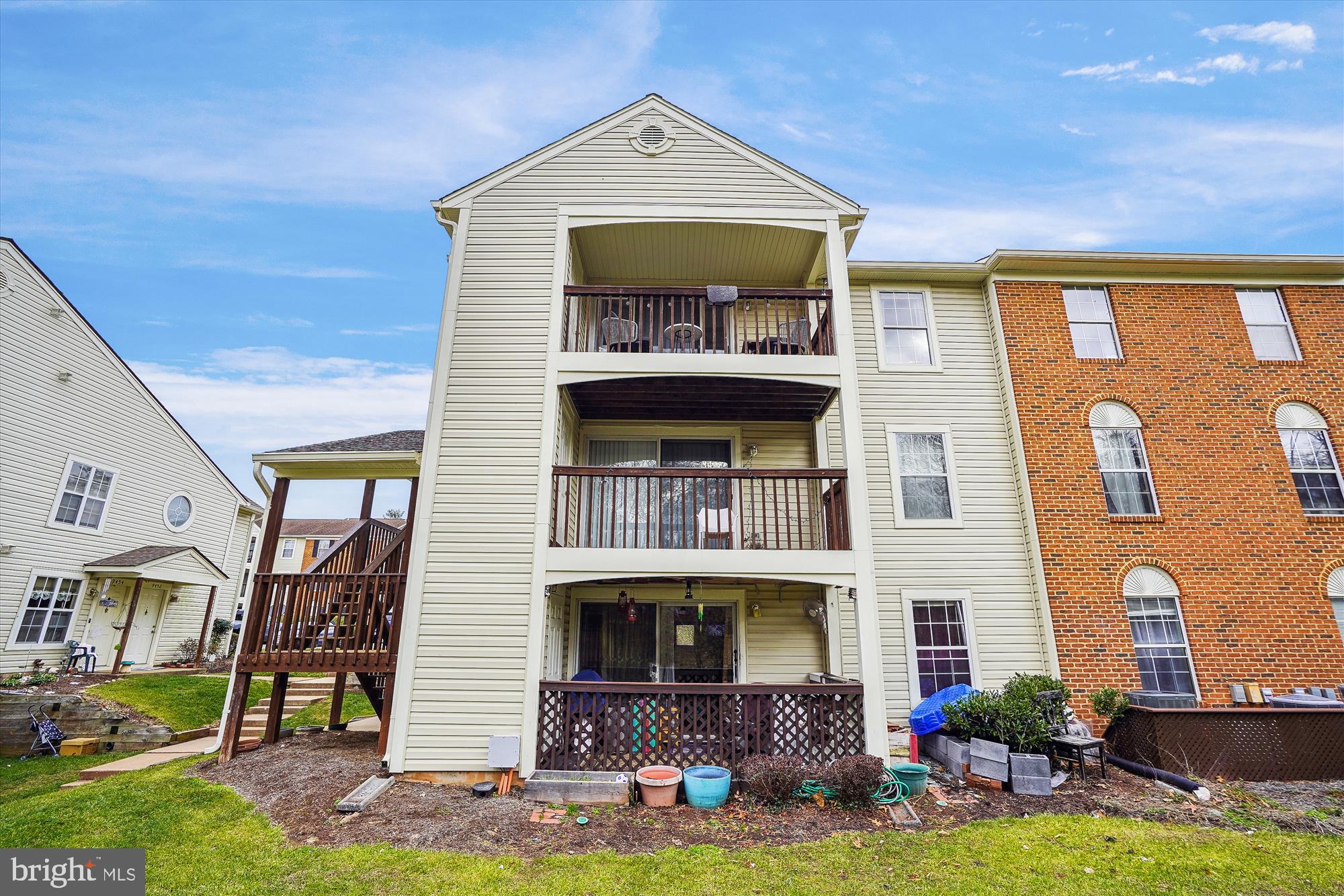 ROLLING OAKS - Residential