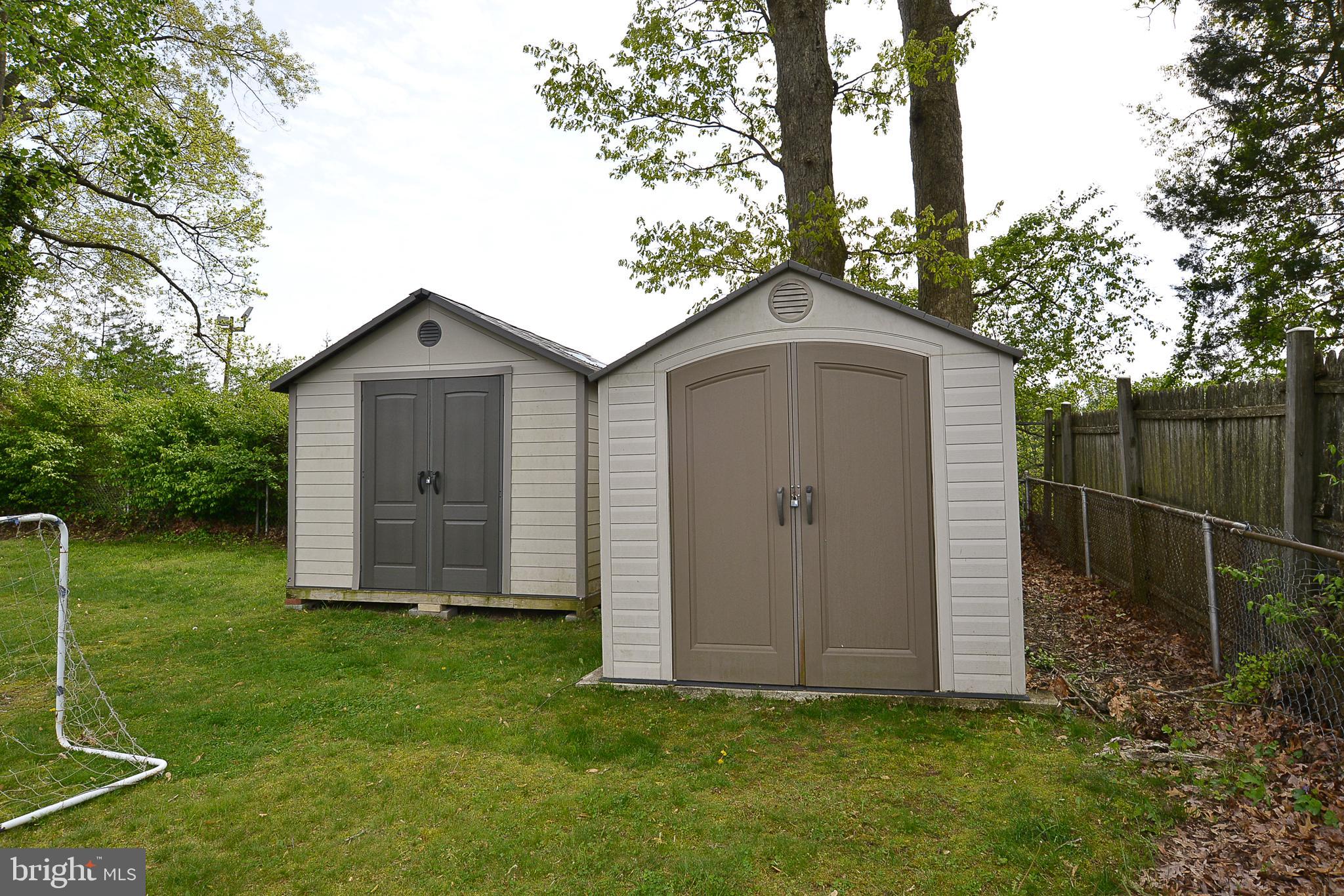 NORTH SPRINGFIELD - Residential