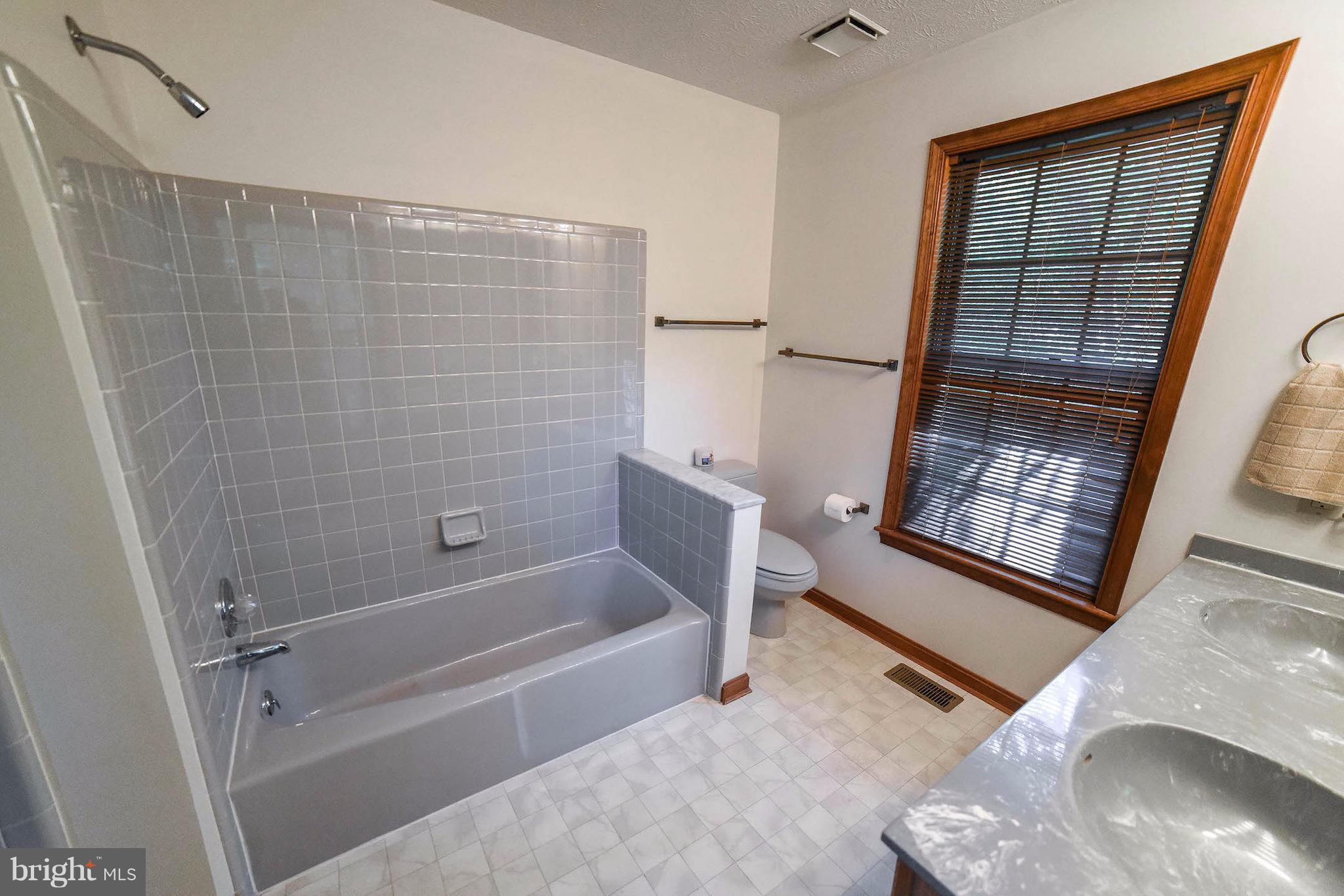 ORCHID PARK OF WILDEWOOD - Residential