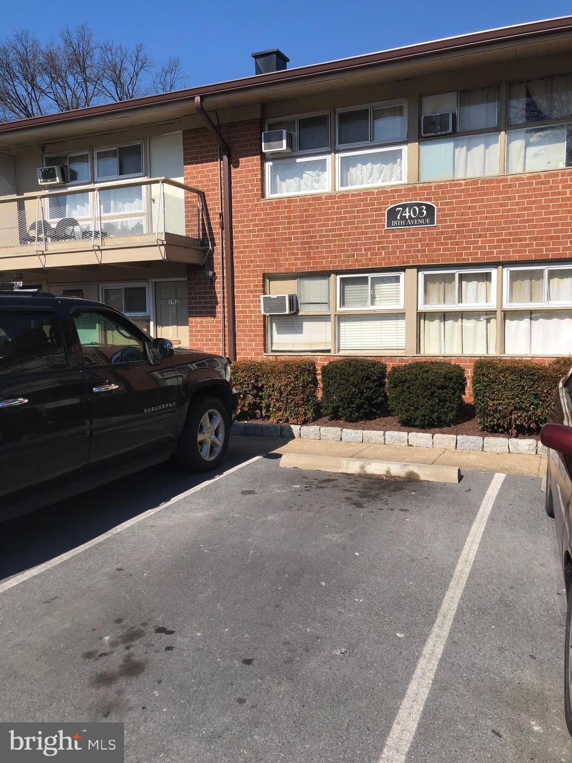 RIGGS HILL - Residential