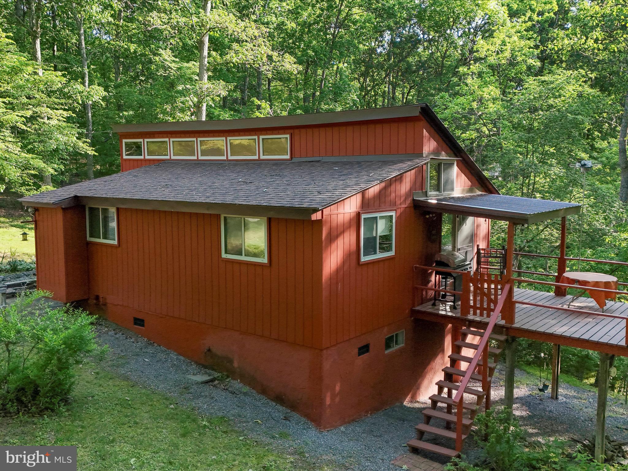 HEDGESVILLE - Residential