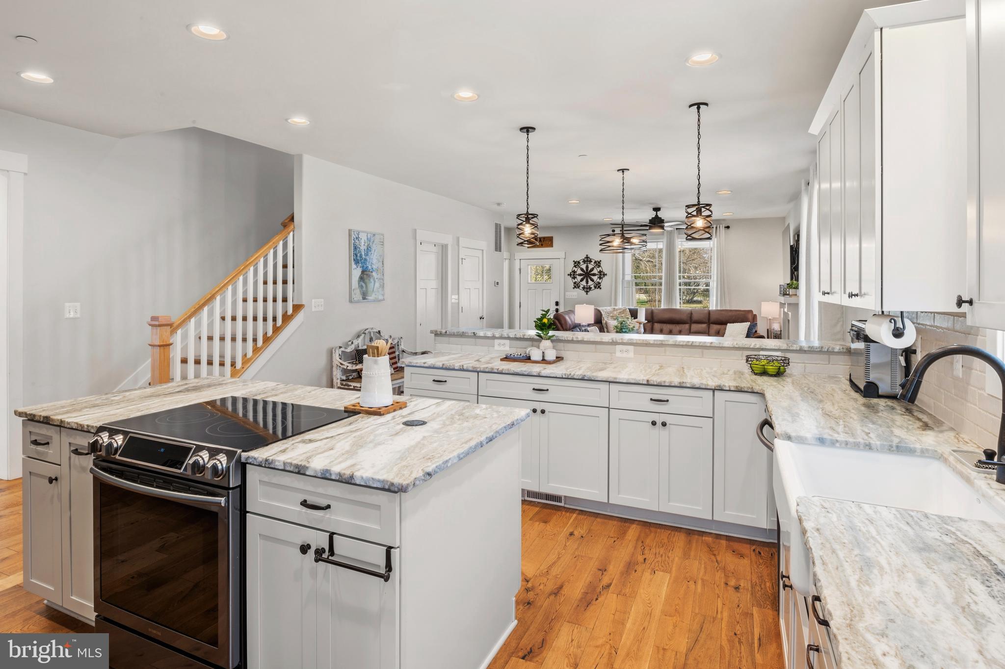 CADLE CREEK - Residential