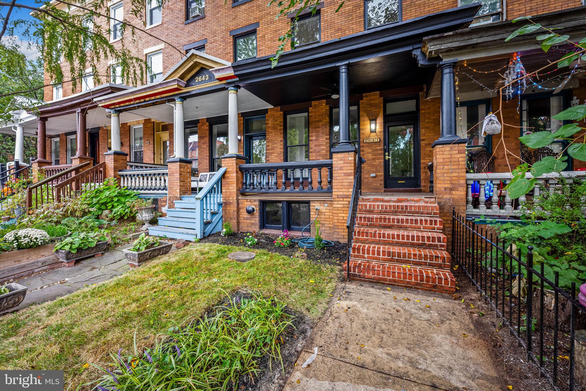 CHARLES VILLAGE - Residential