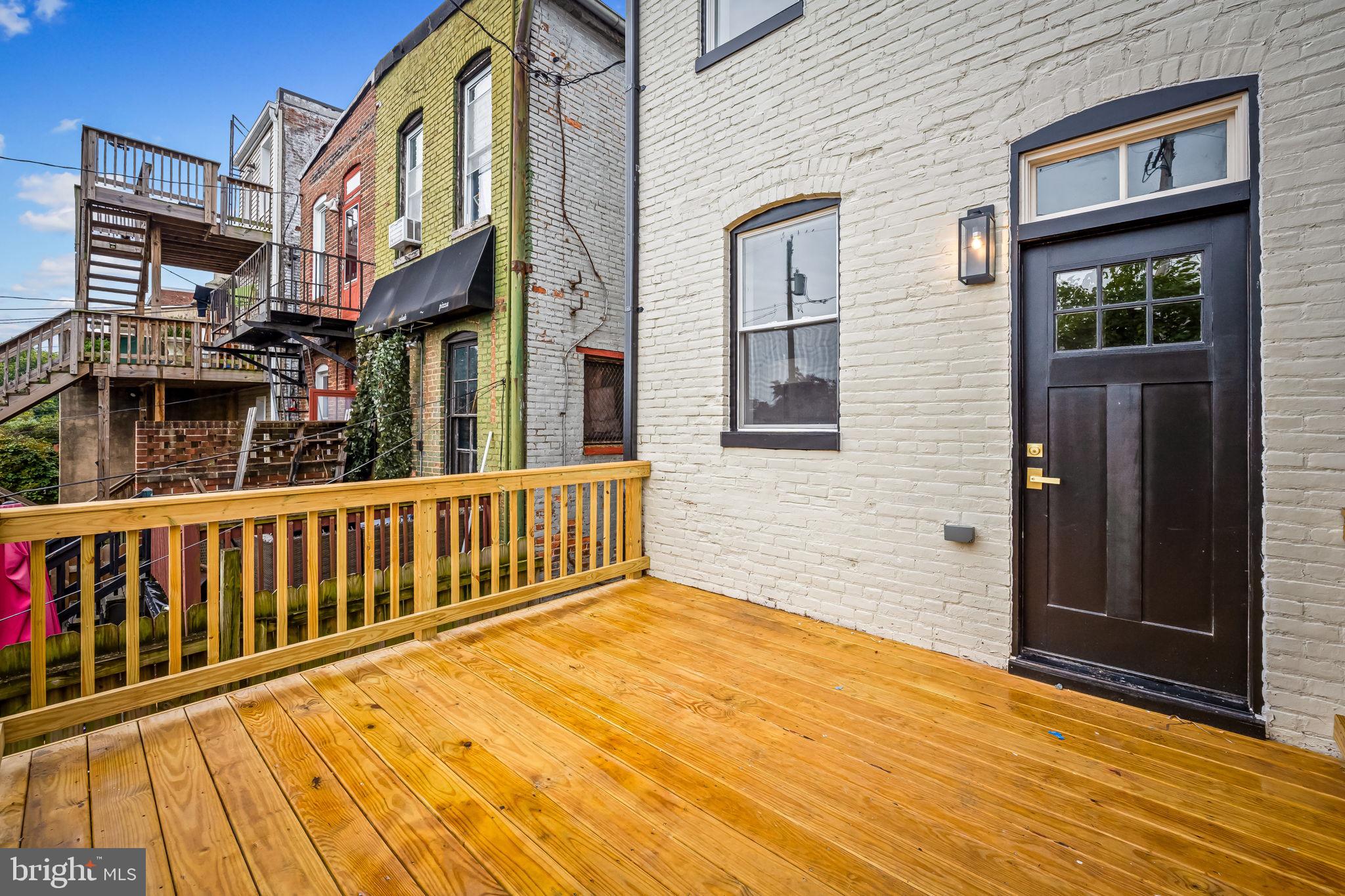 CHARLES VILLAGE - Residential