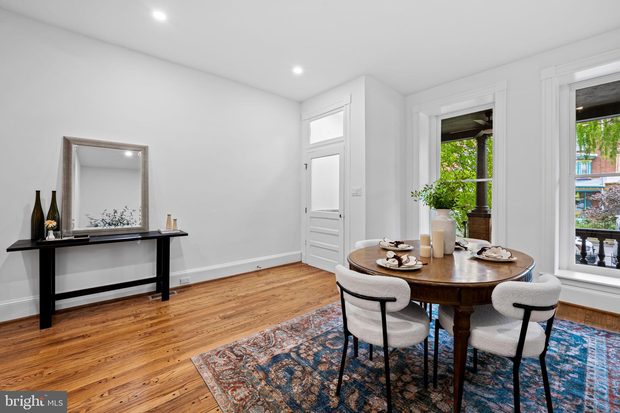 CHARLES VILLAGE - Residential