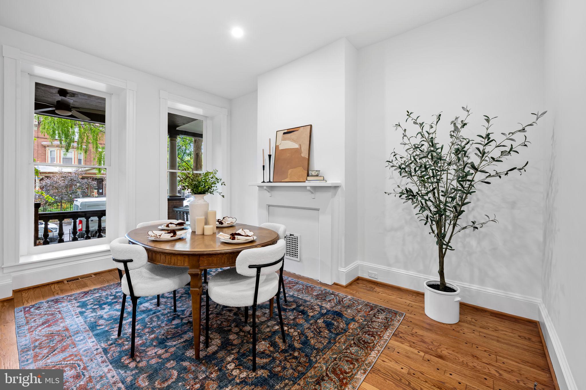 CHARLES VILLAGE - Residential