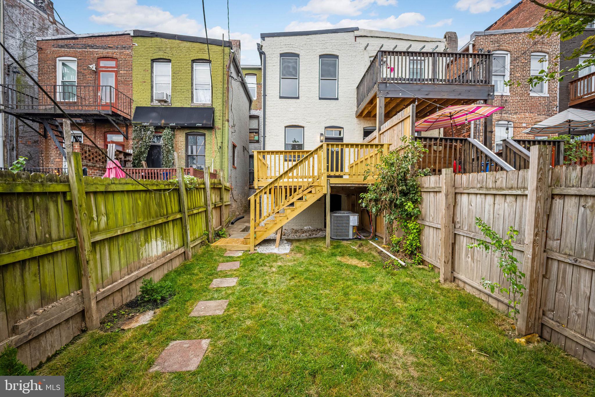 CHARLES VILLAGE - Residential