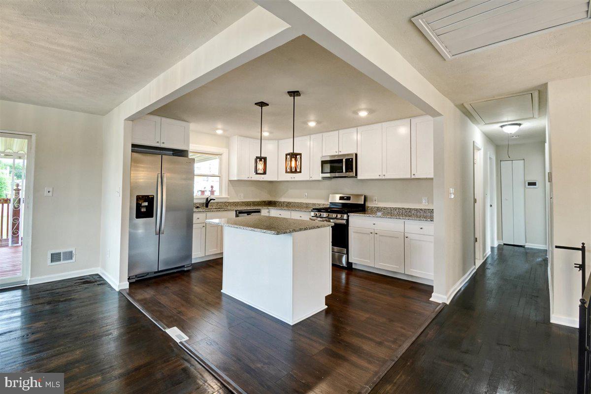 GOLDENWOOD GARDENS - Residential