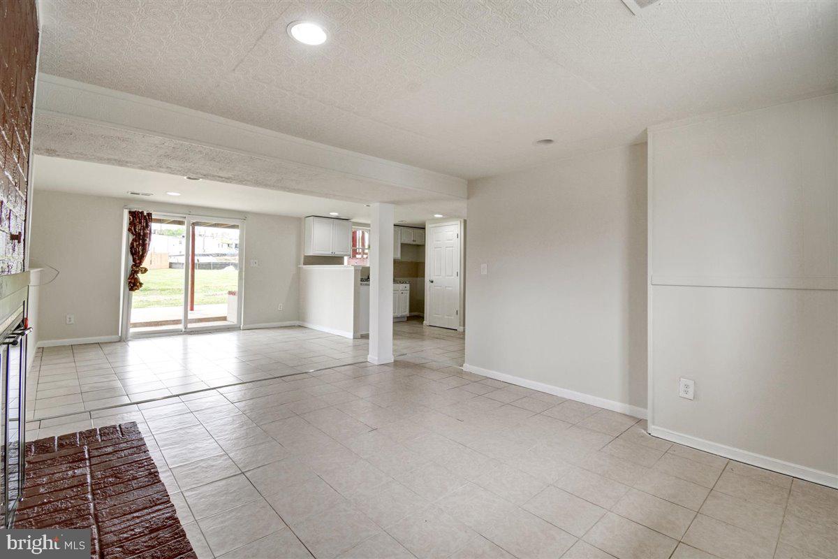 GOLDENWOOD GARDENS - Residential