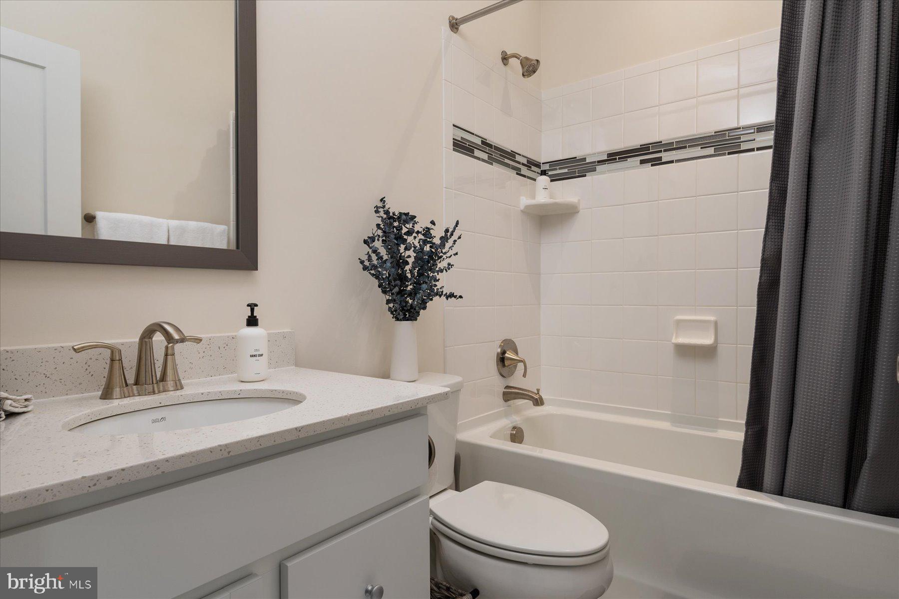 SOUTHERN HILLS - Residential