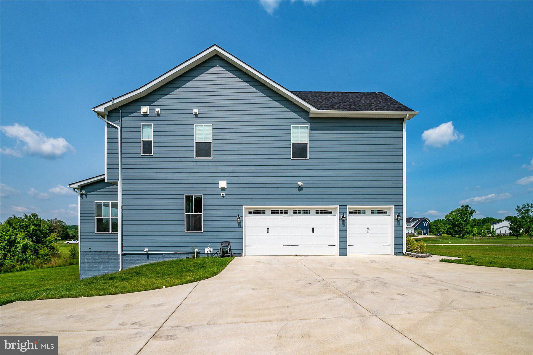 SOUTHERN HILLS - Residential