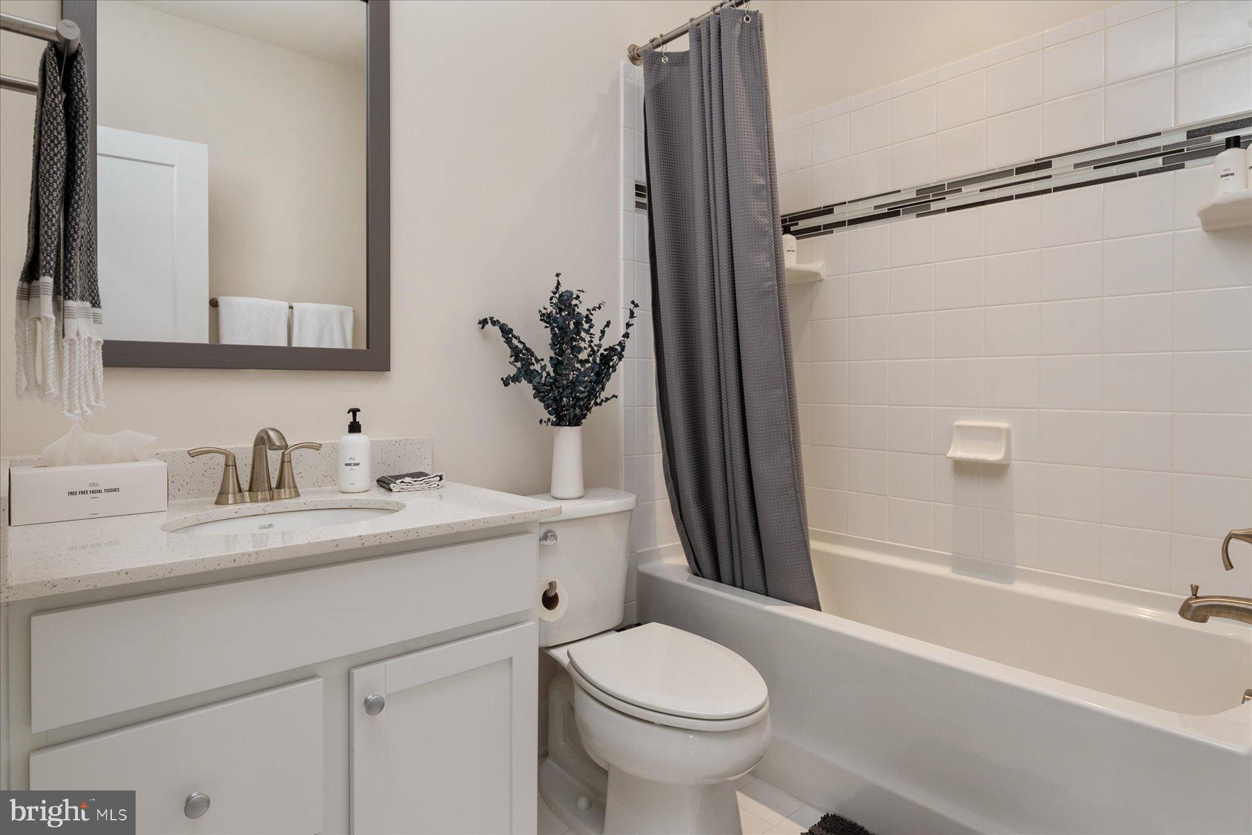 SOUTHERN HILLS - Residential