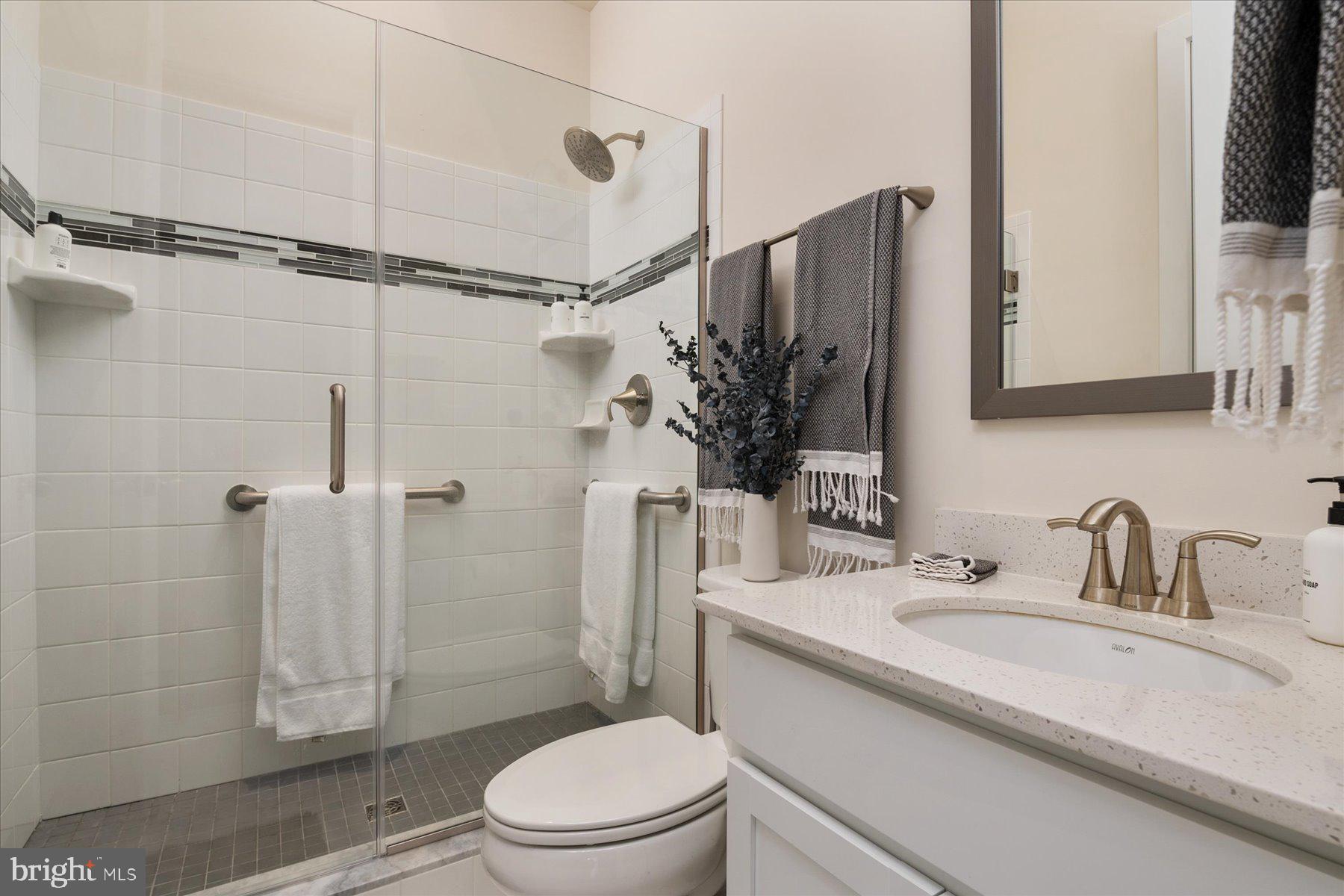 SOUTHERN HILLS - Residential