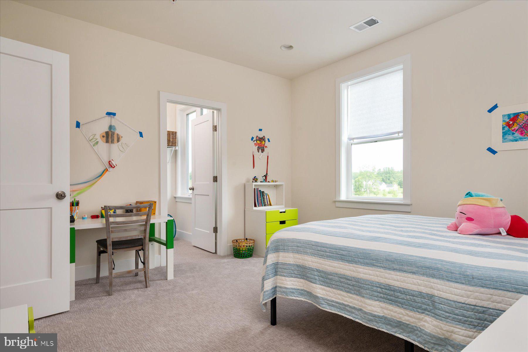 SOUTHERN HILLS - Residential