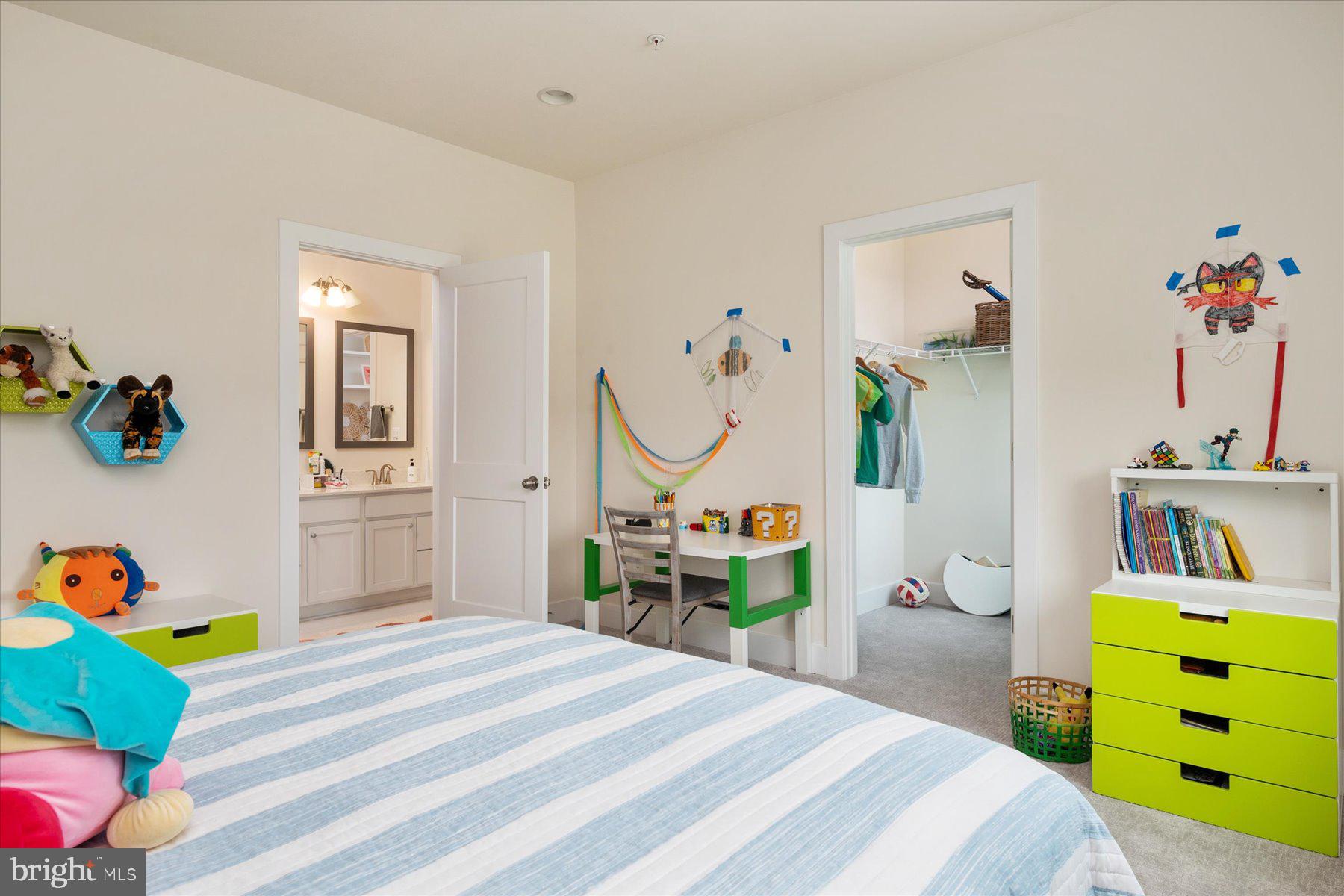 SOUTHERN HILLS - Residential