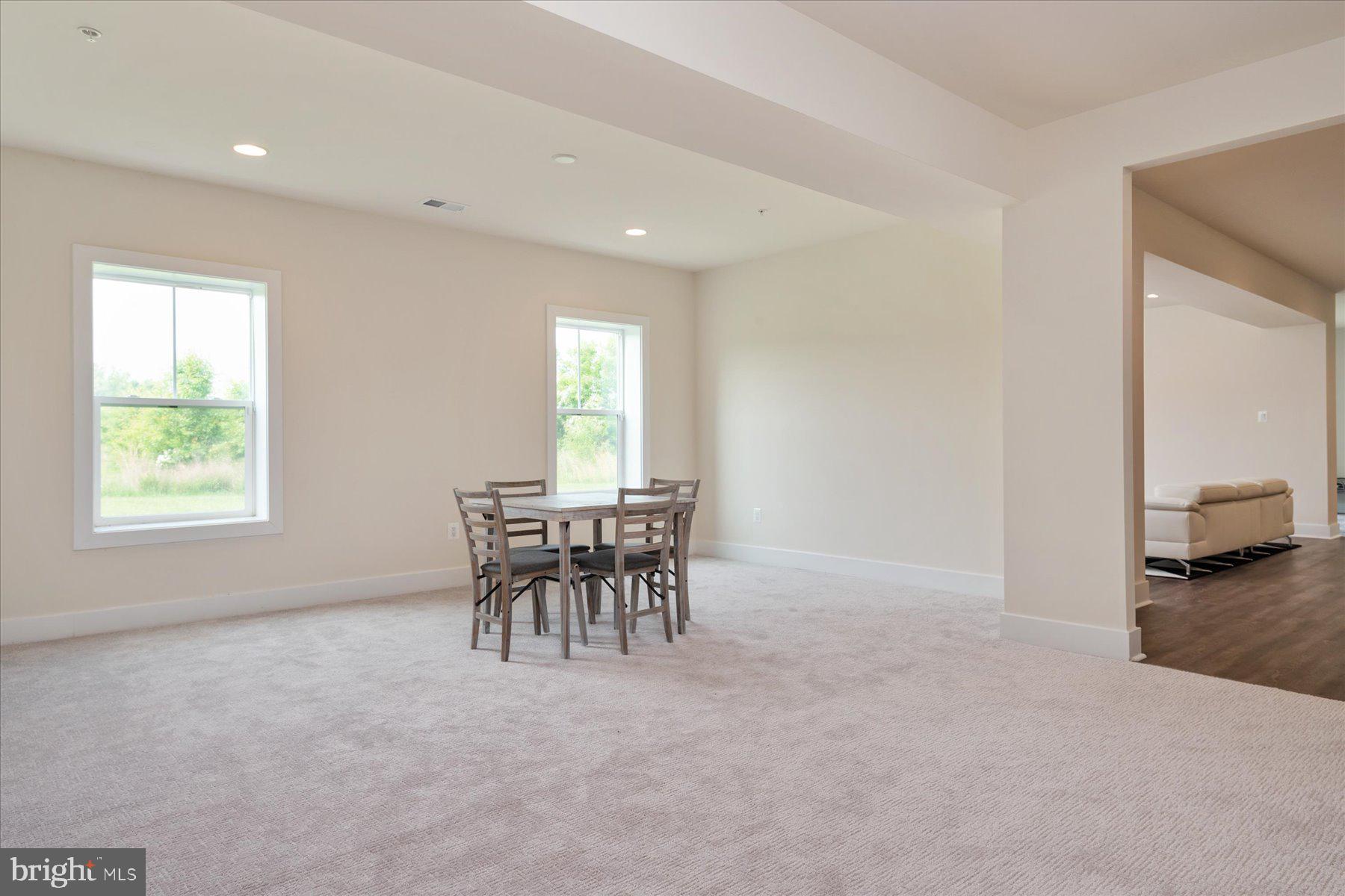 SOUTHERN HILLS - Residential