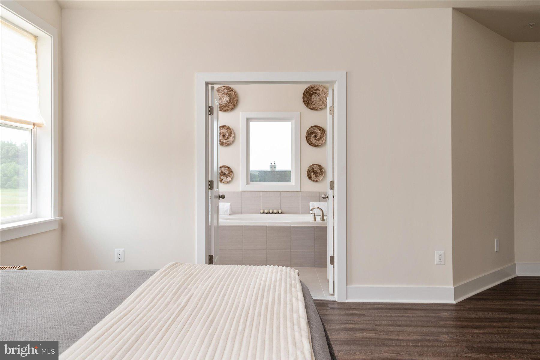 SOUTHERN HILLS - Residential