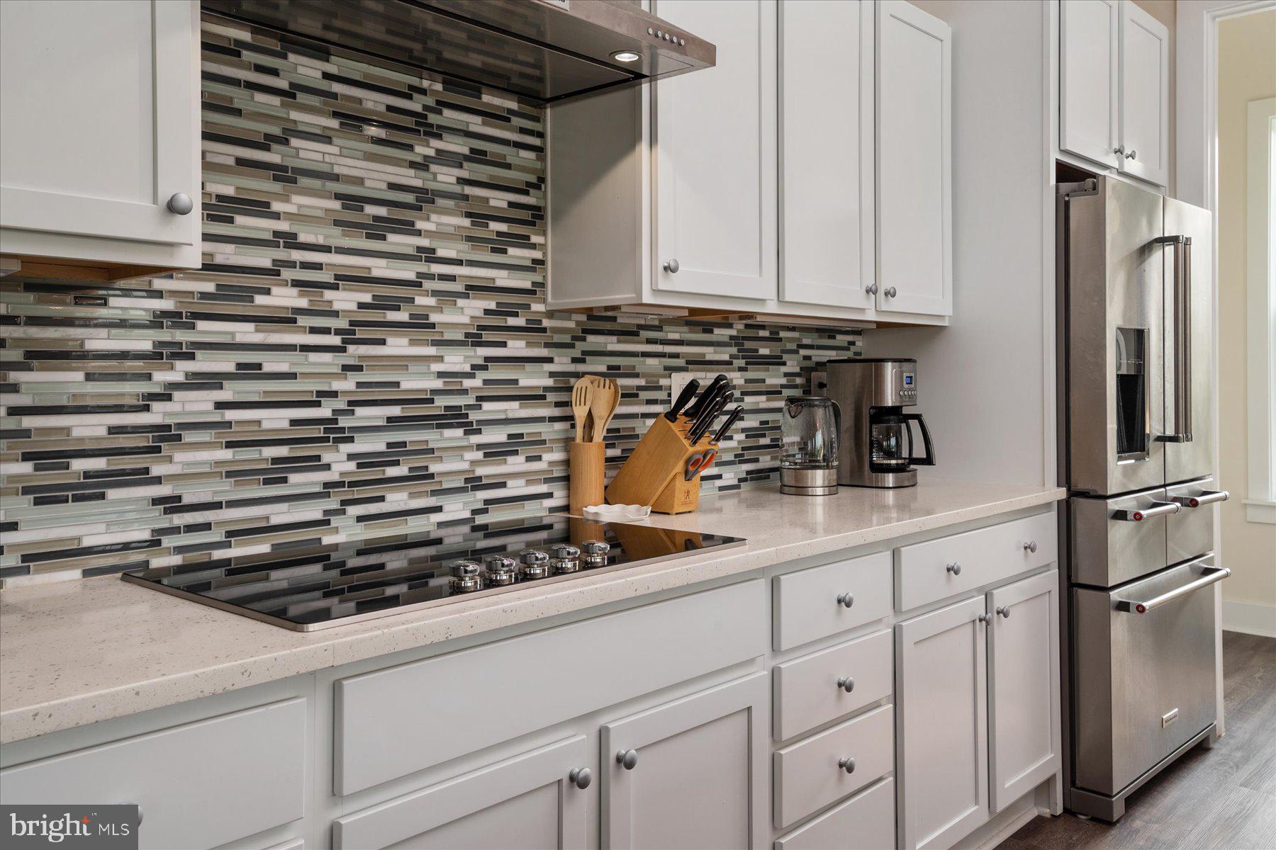 SOUTHERN HILLS - Residential