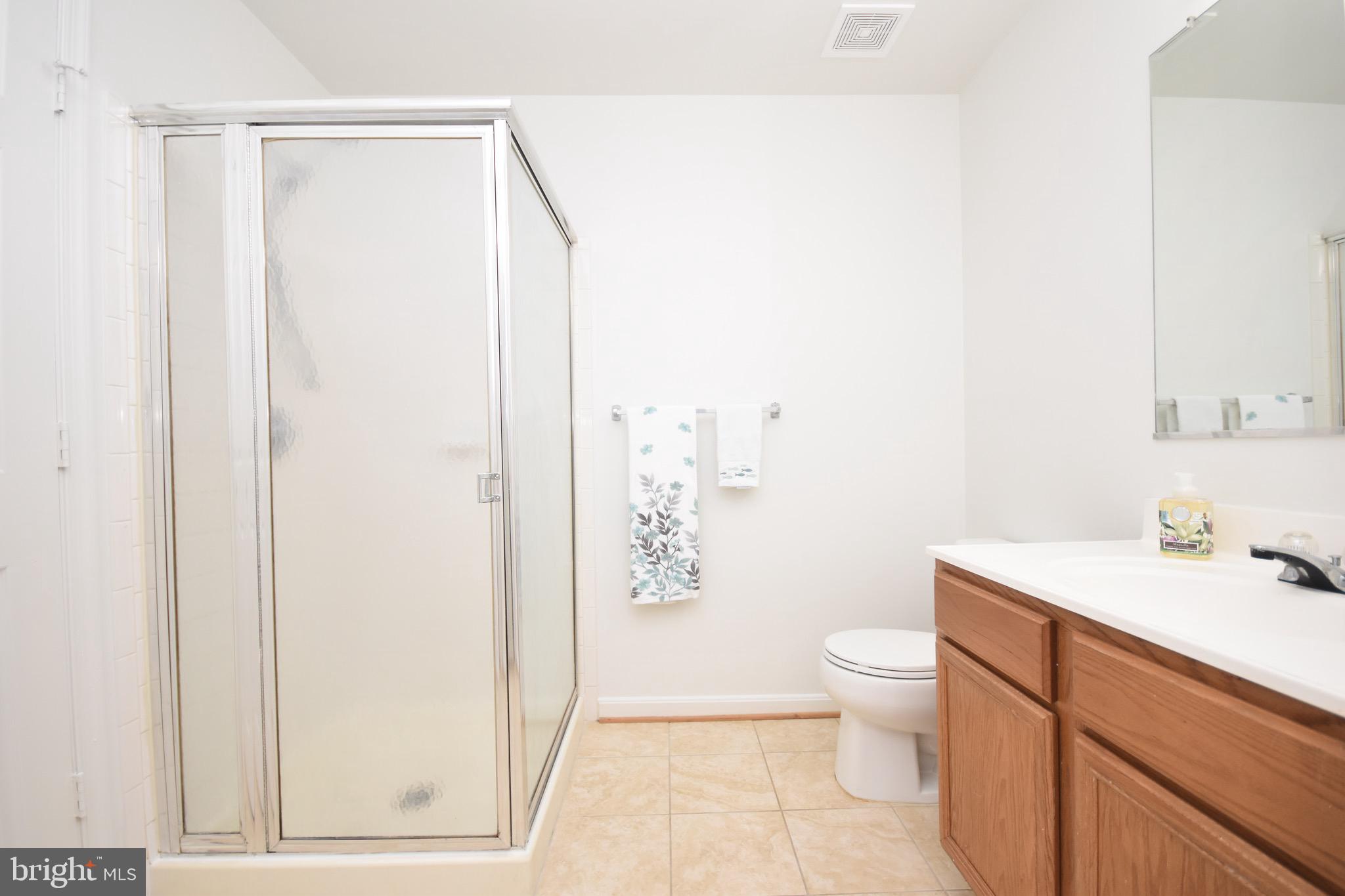 STRATFORD CONDO BULL RUN - Residential Lease