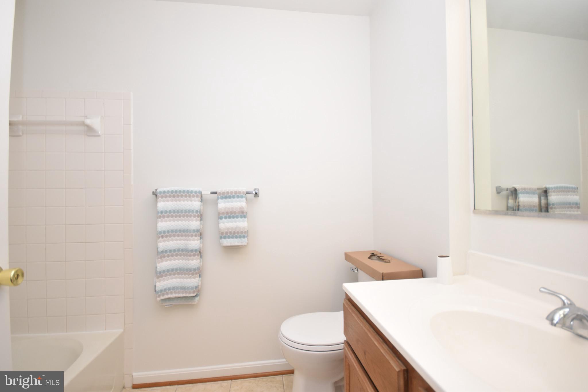 STRATFORD CONDO BULL RUN - Residential Lease