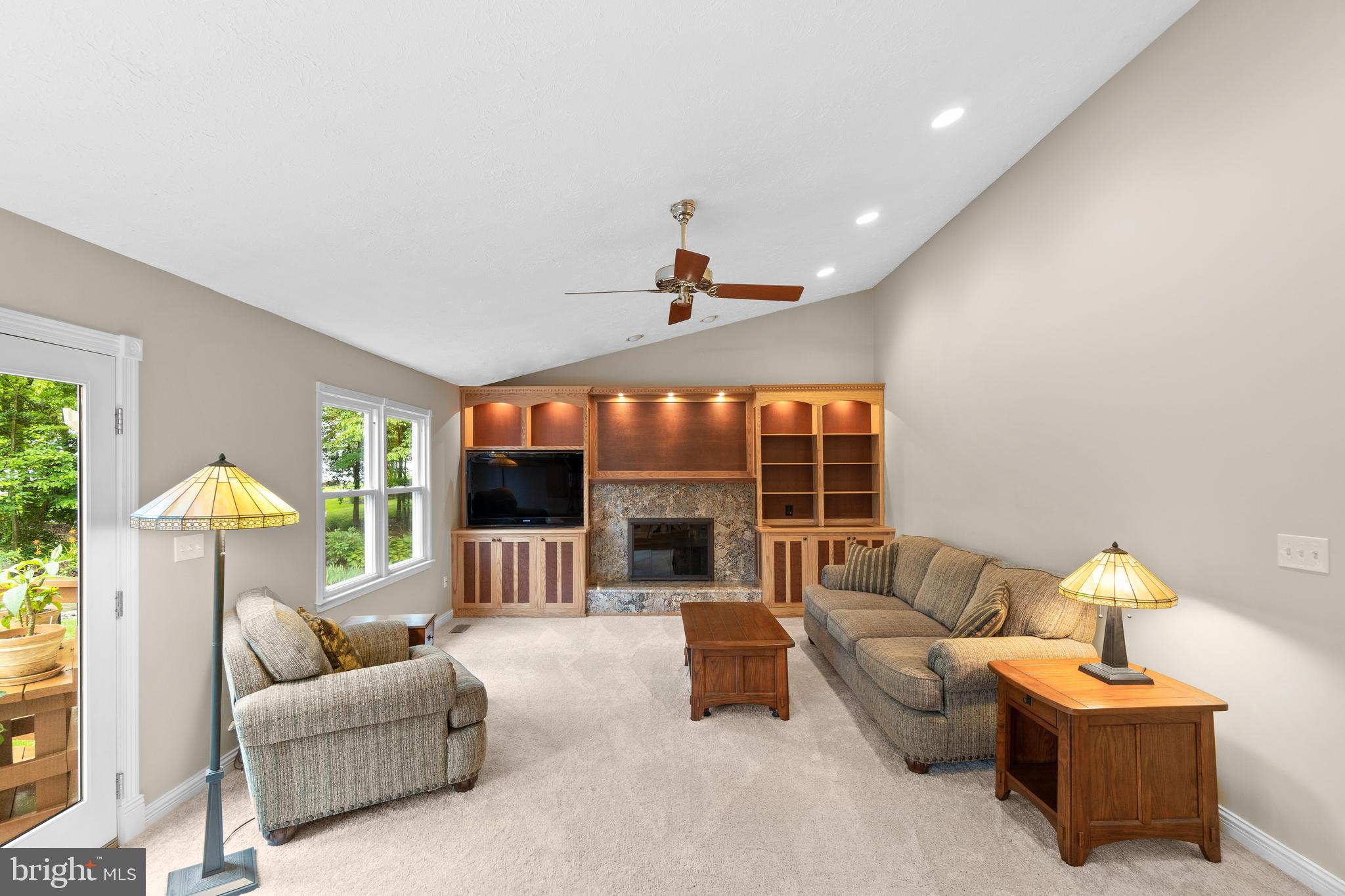 ANNAPOLIS LANDING - Residential