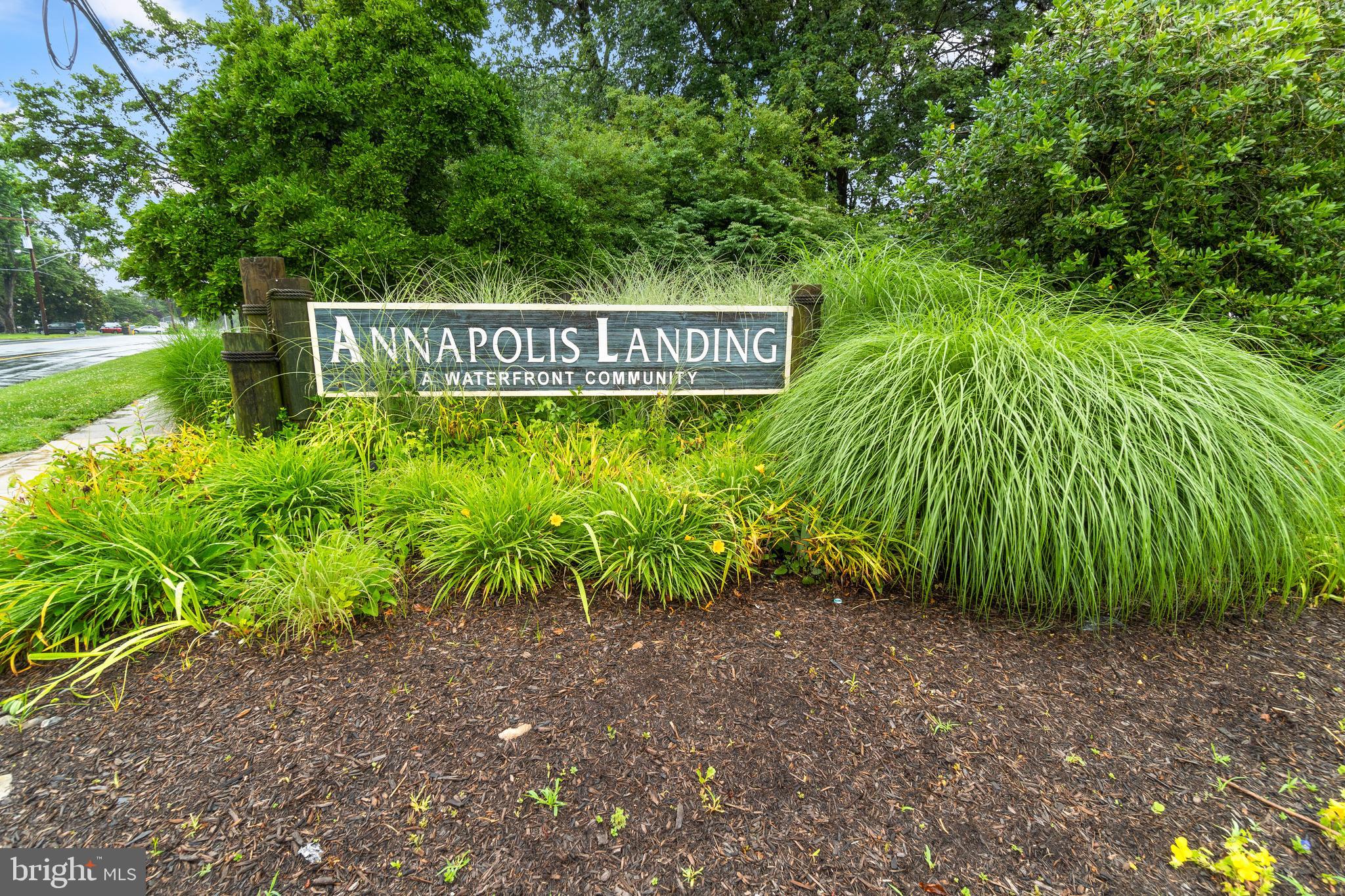 ANNAPOLIS LANDING - Residential
