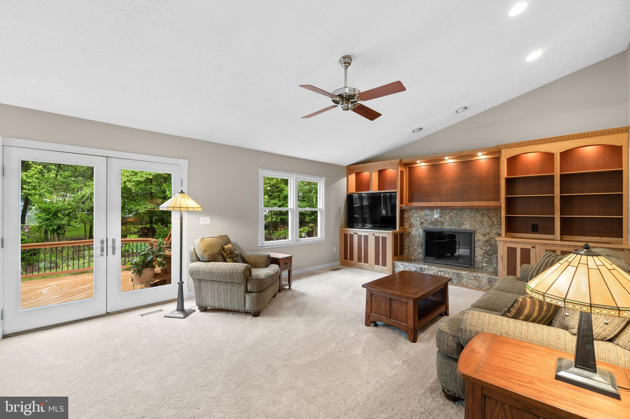 ANNAPOLIS LANDING - Residential