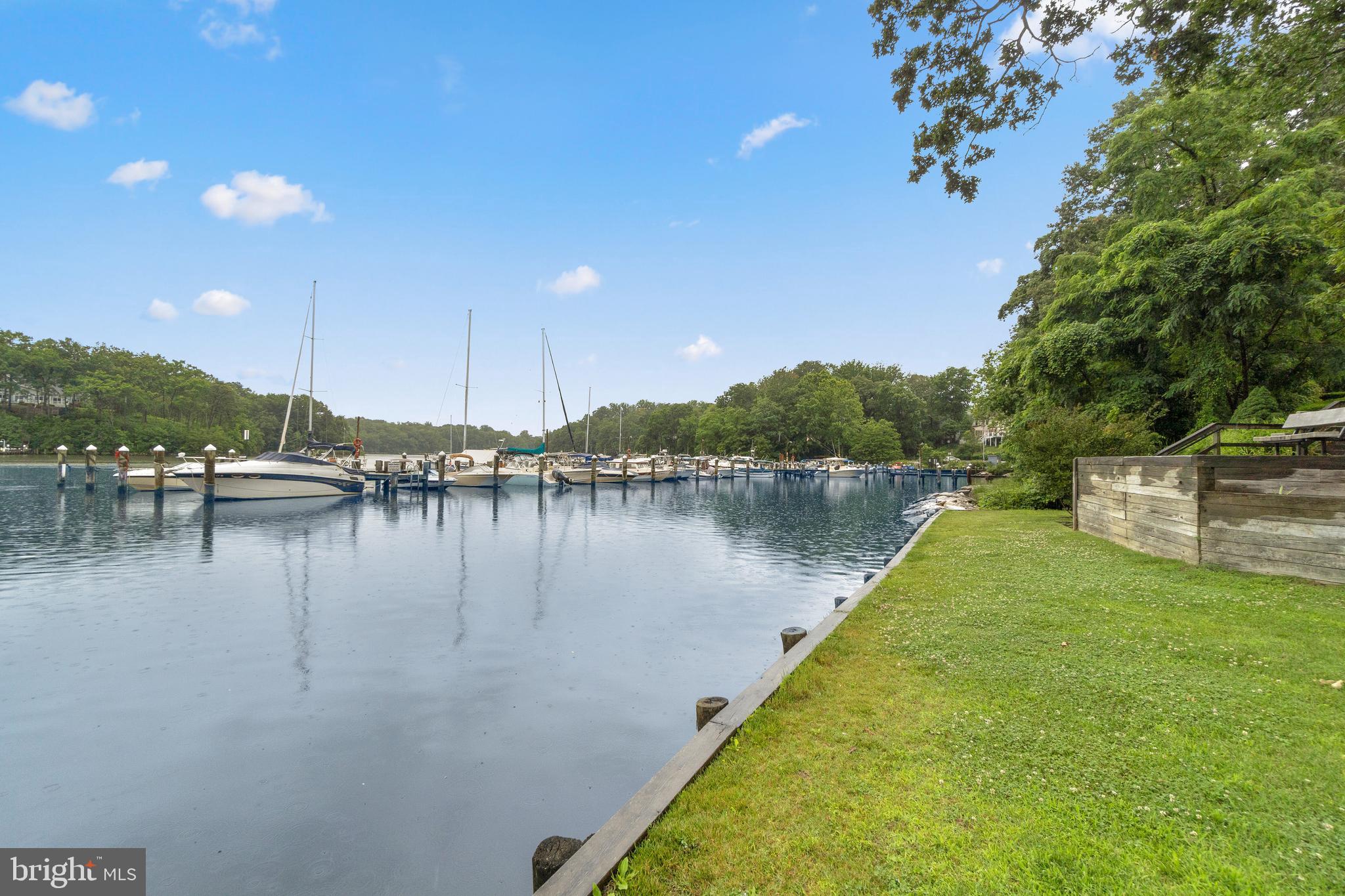 ANNAPOLIS LANDING - Residential