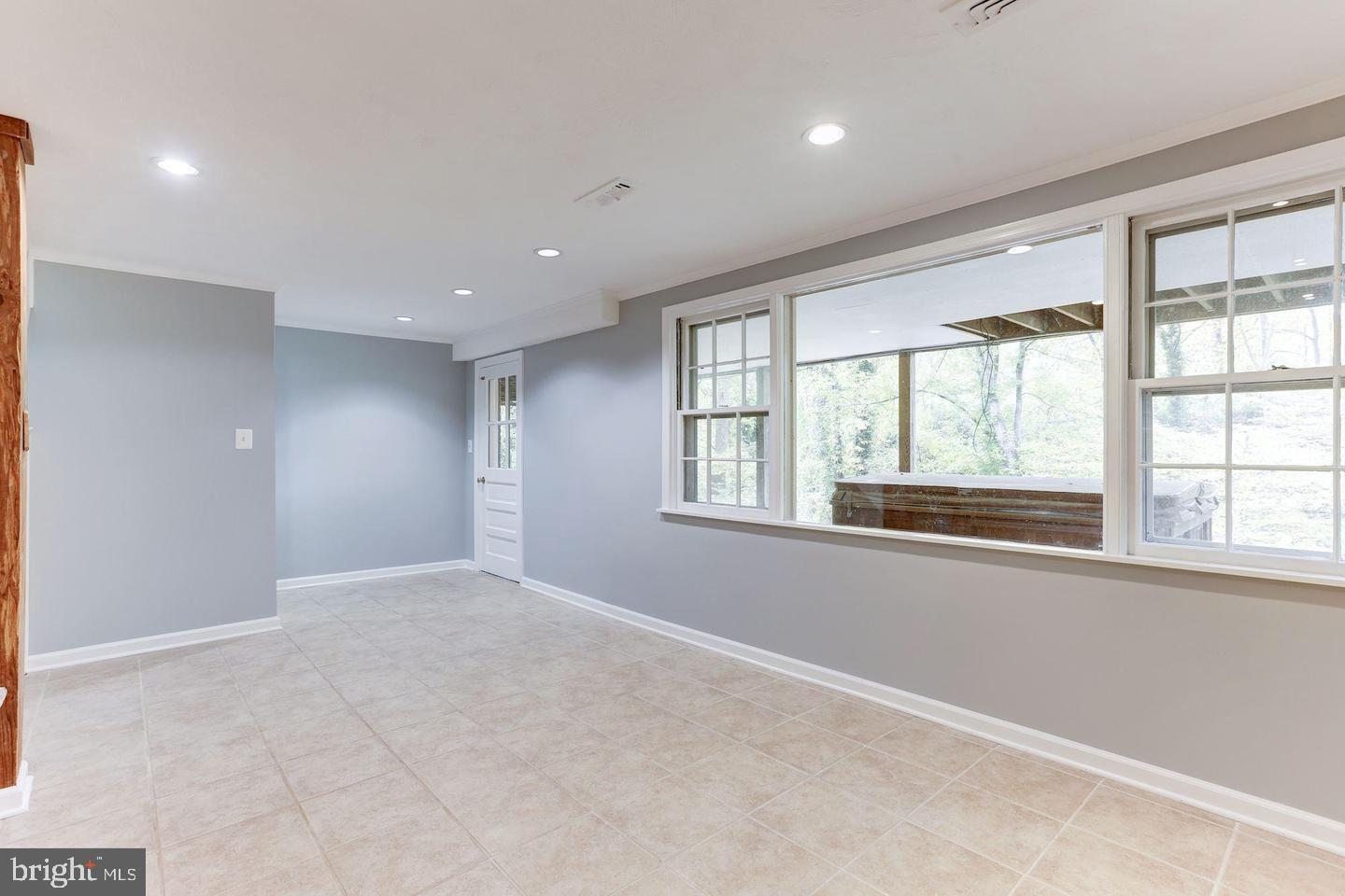 SALONA VILLAGE - Residential