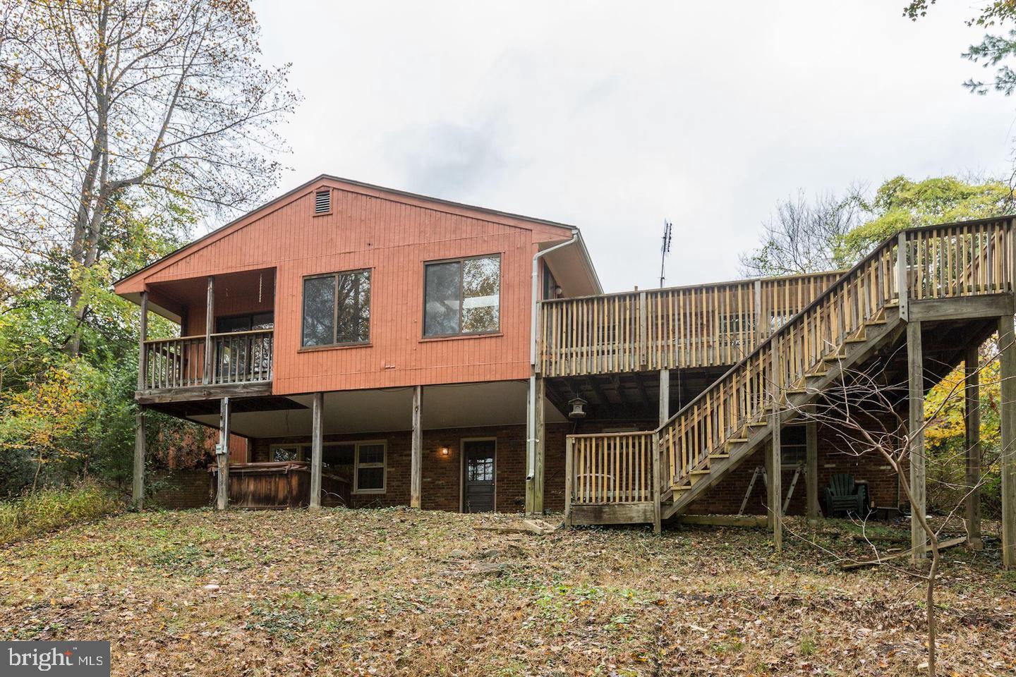 SALONA VILLAGE - Residential