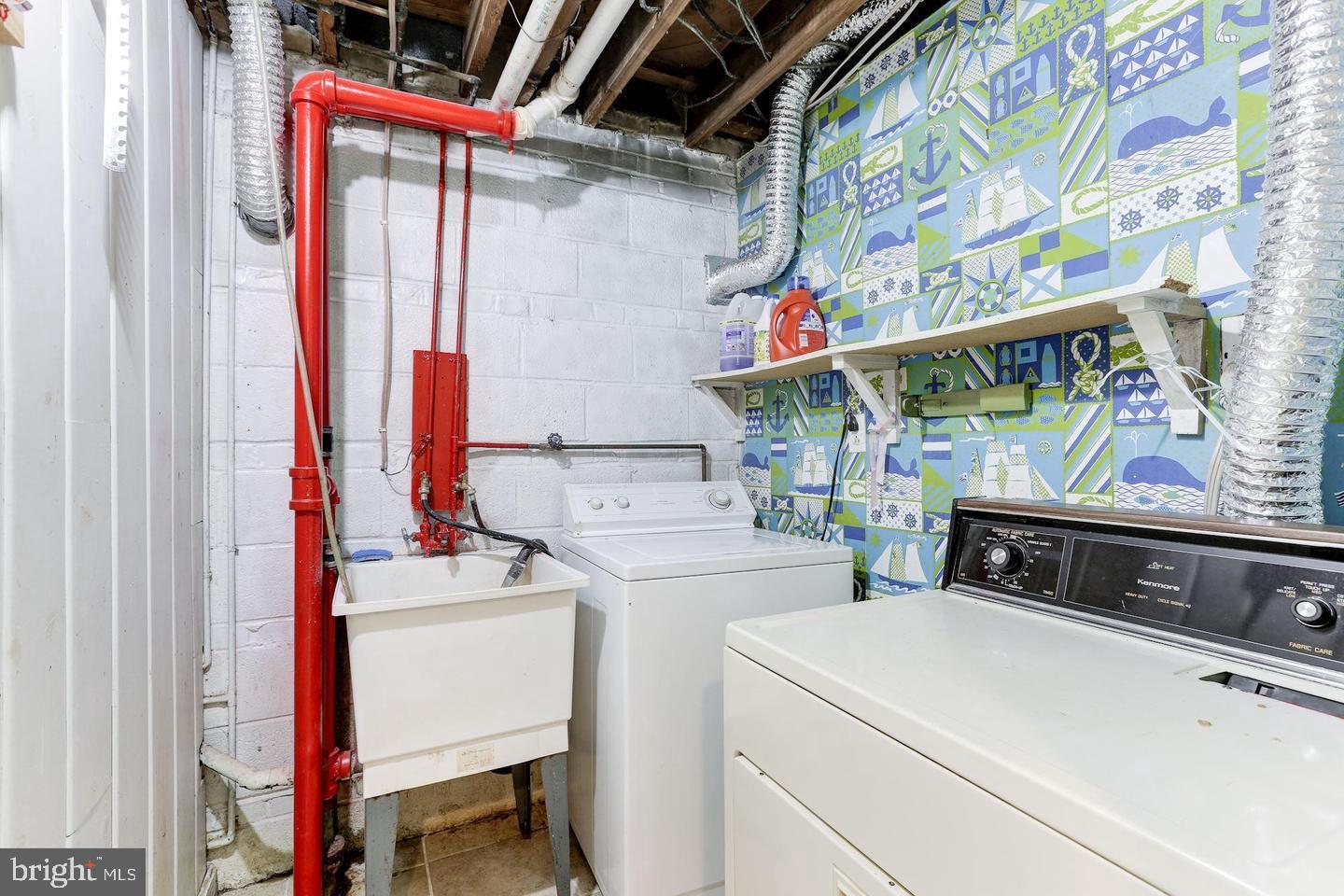 SALONA VILLAGE - Residential