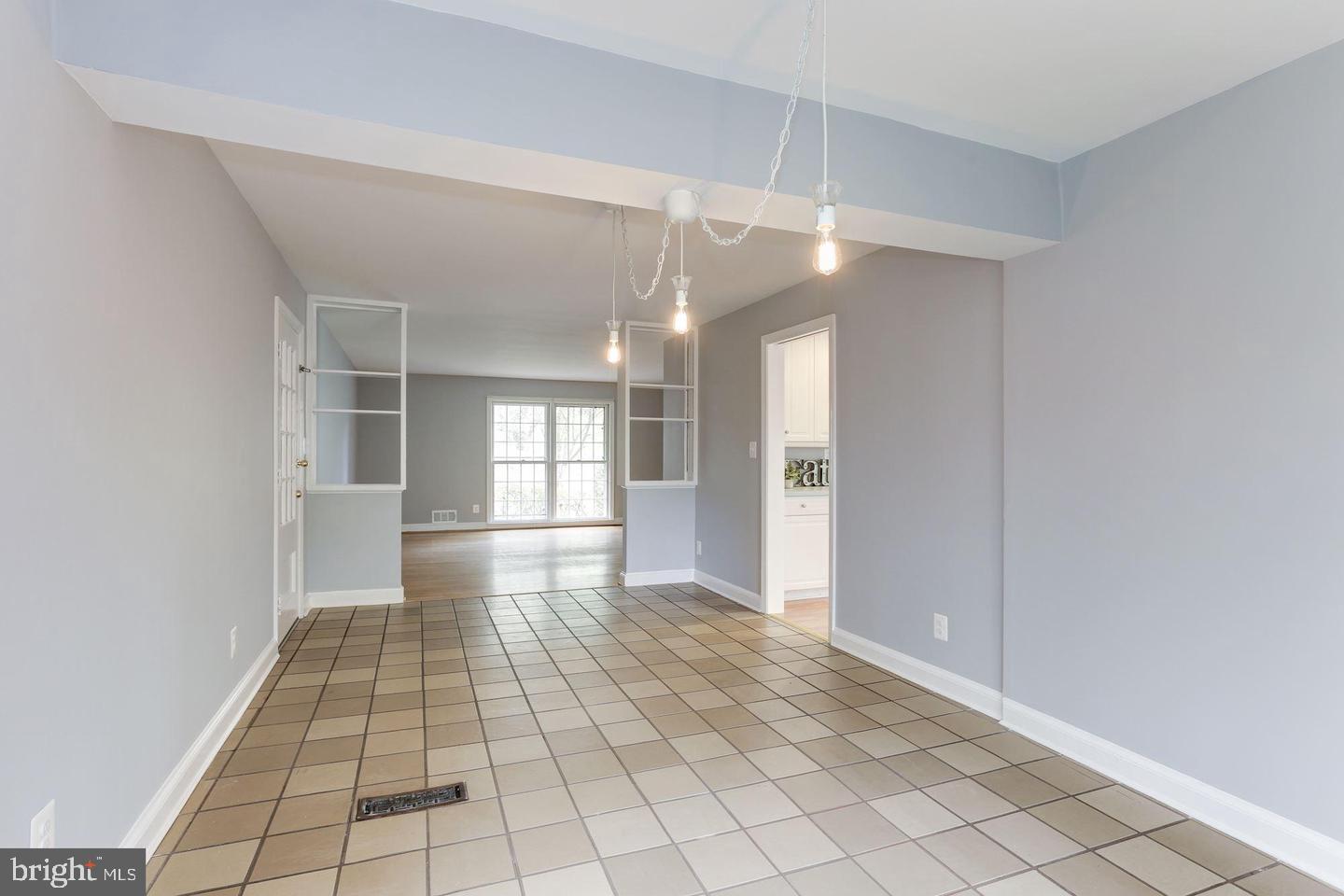 SALONA VILLAGE - Residential