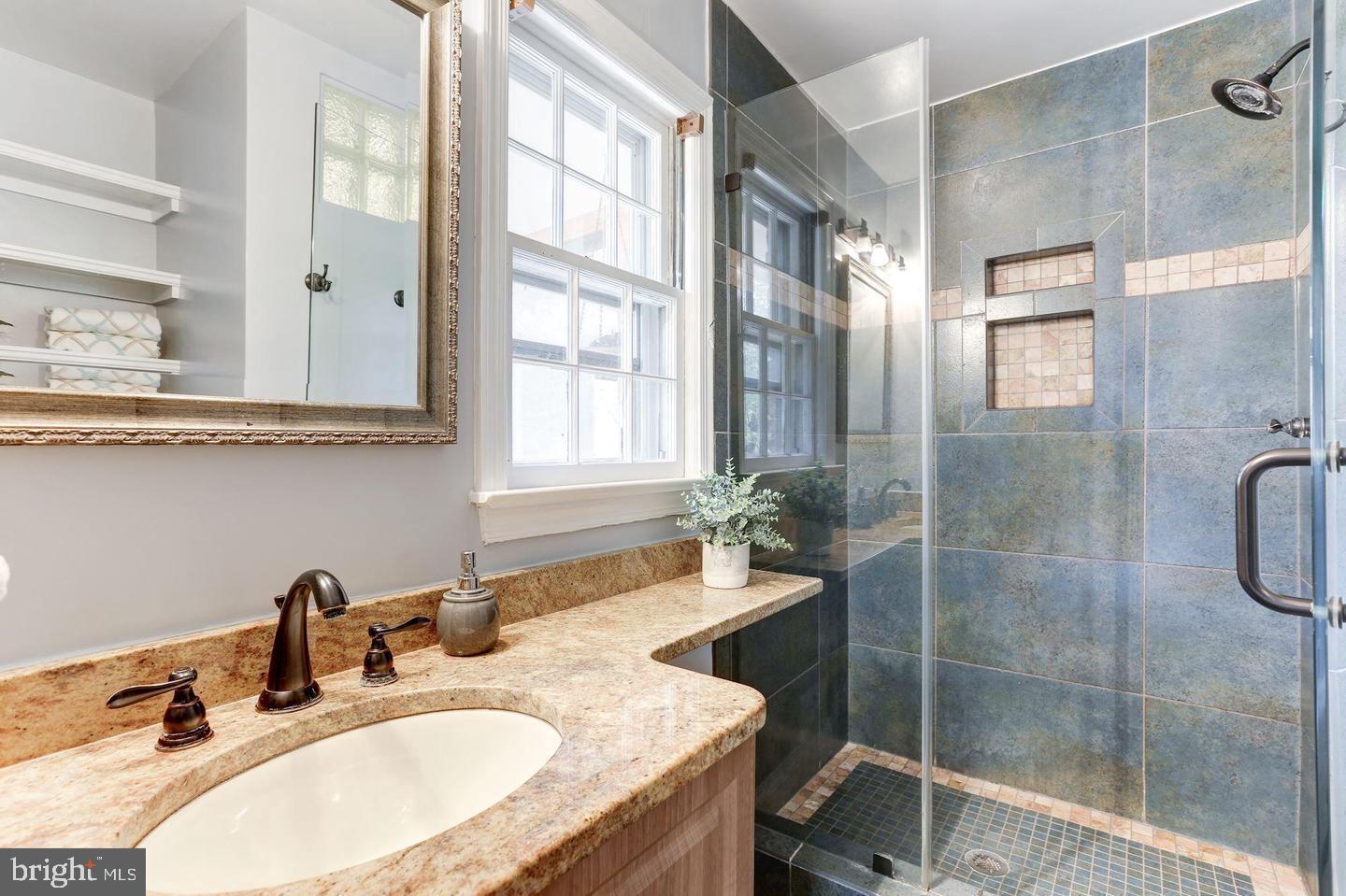 SALONA VILLAGE - Residential