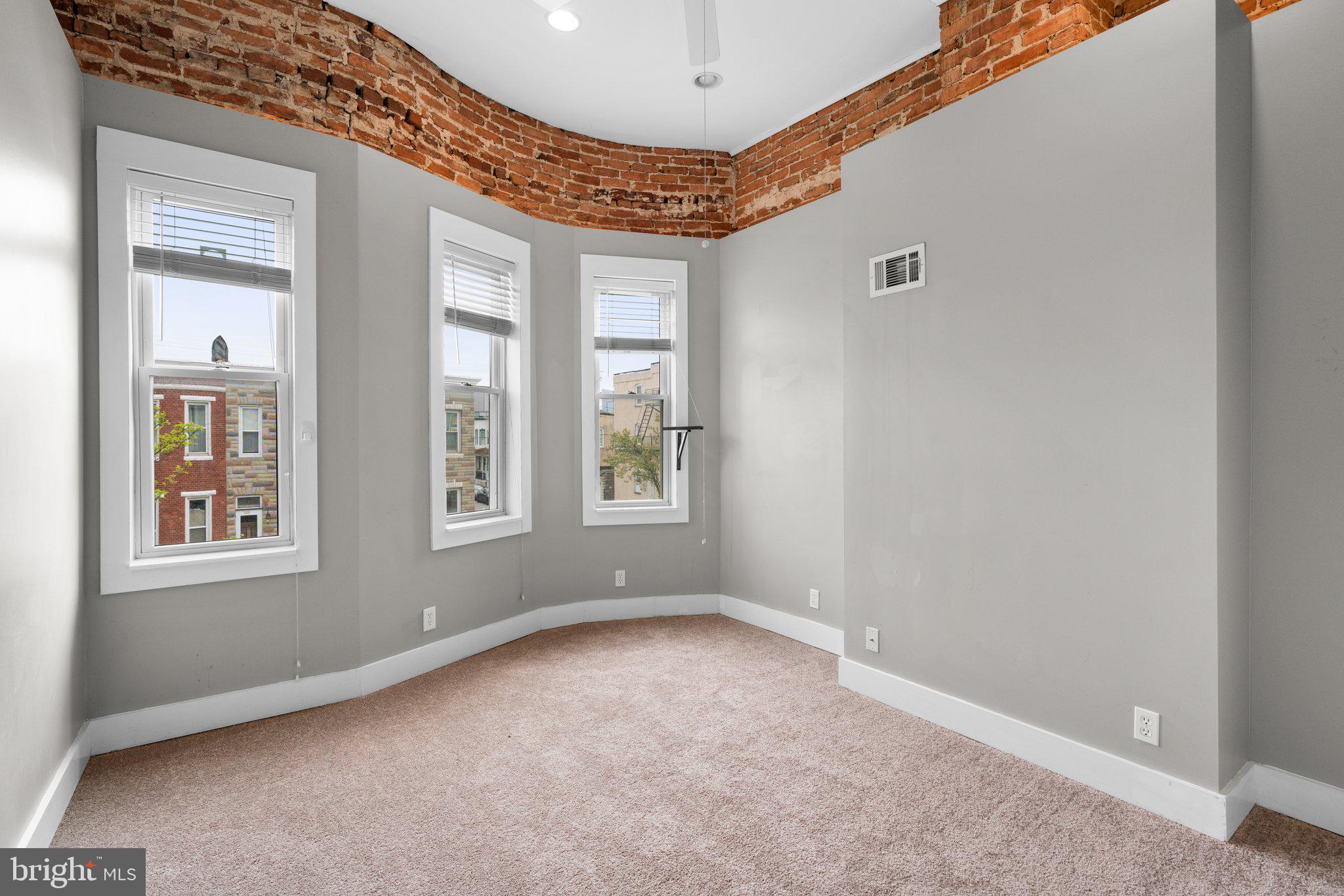 WASHINGTON VILLAGE - Residential