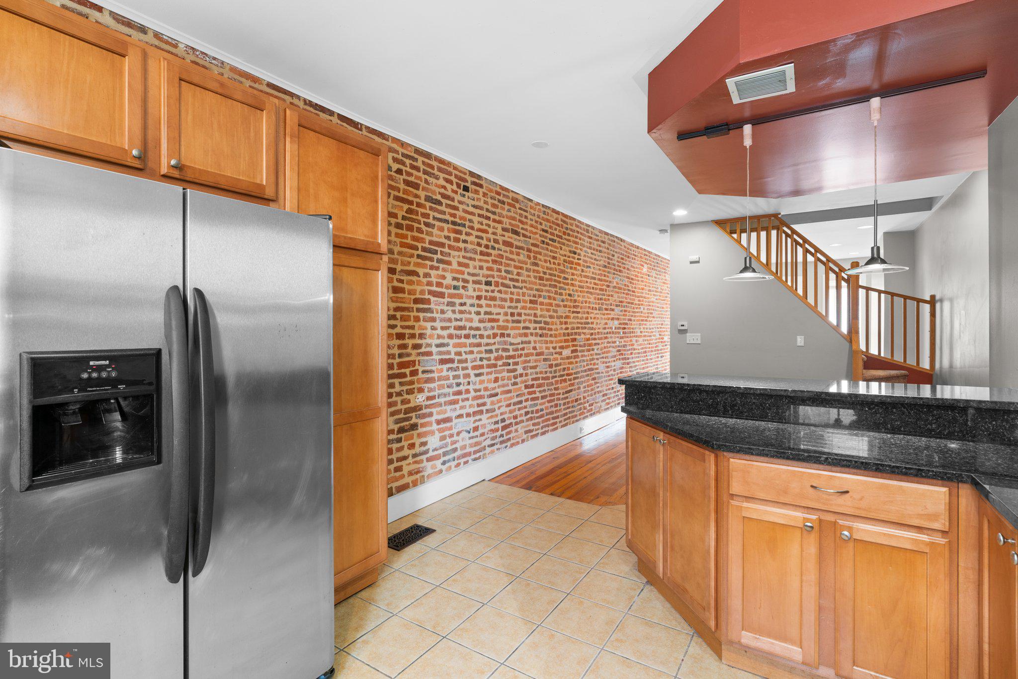 WASHINGTON VILLAGE - Residential