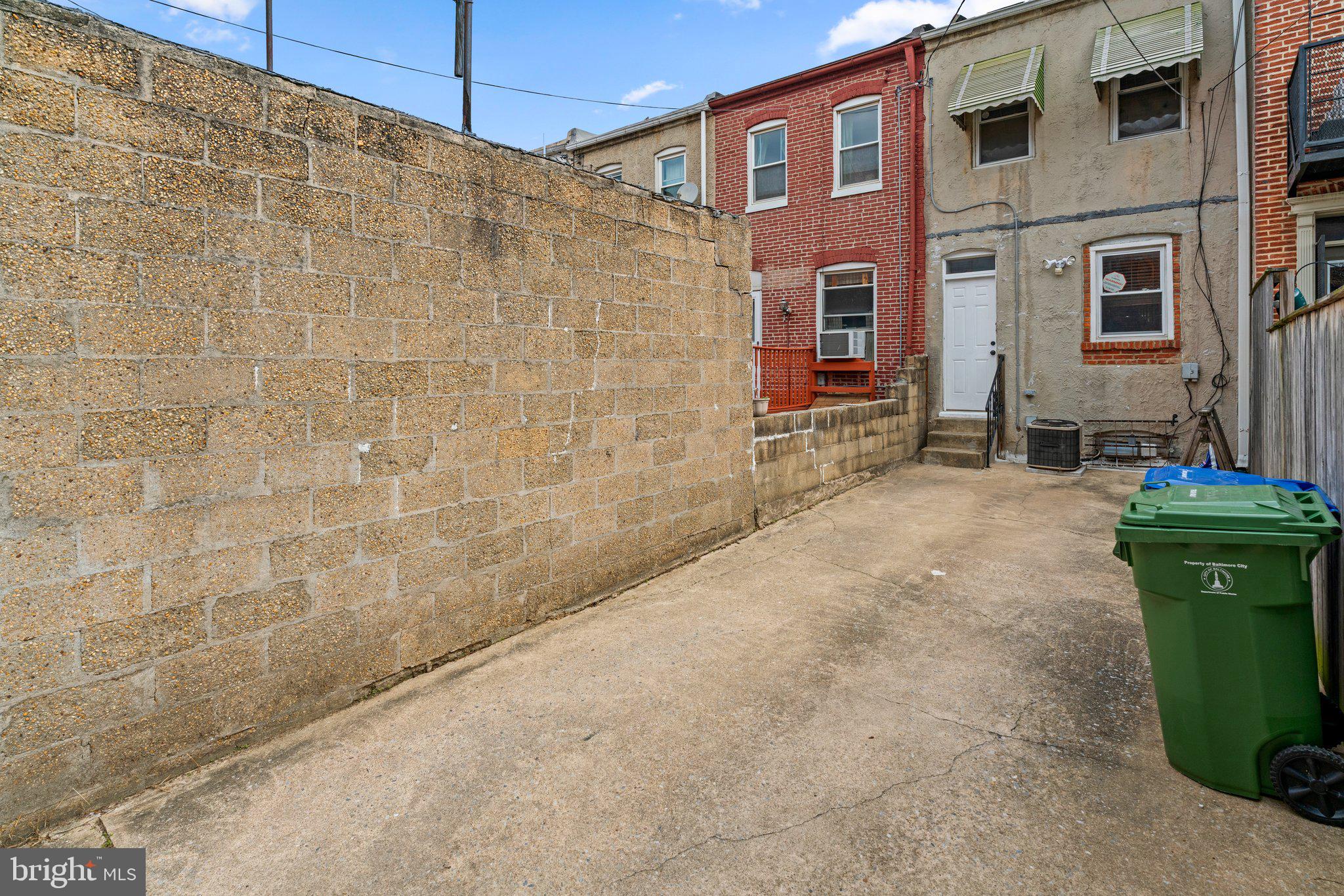 WASHINGTON VILLAGE - Residential