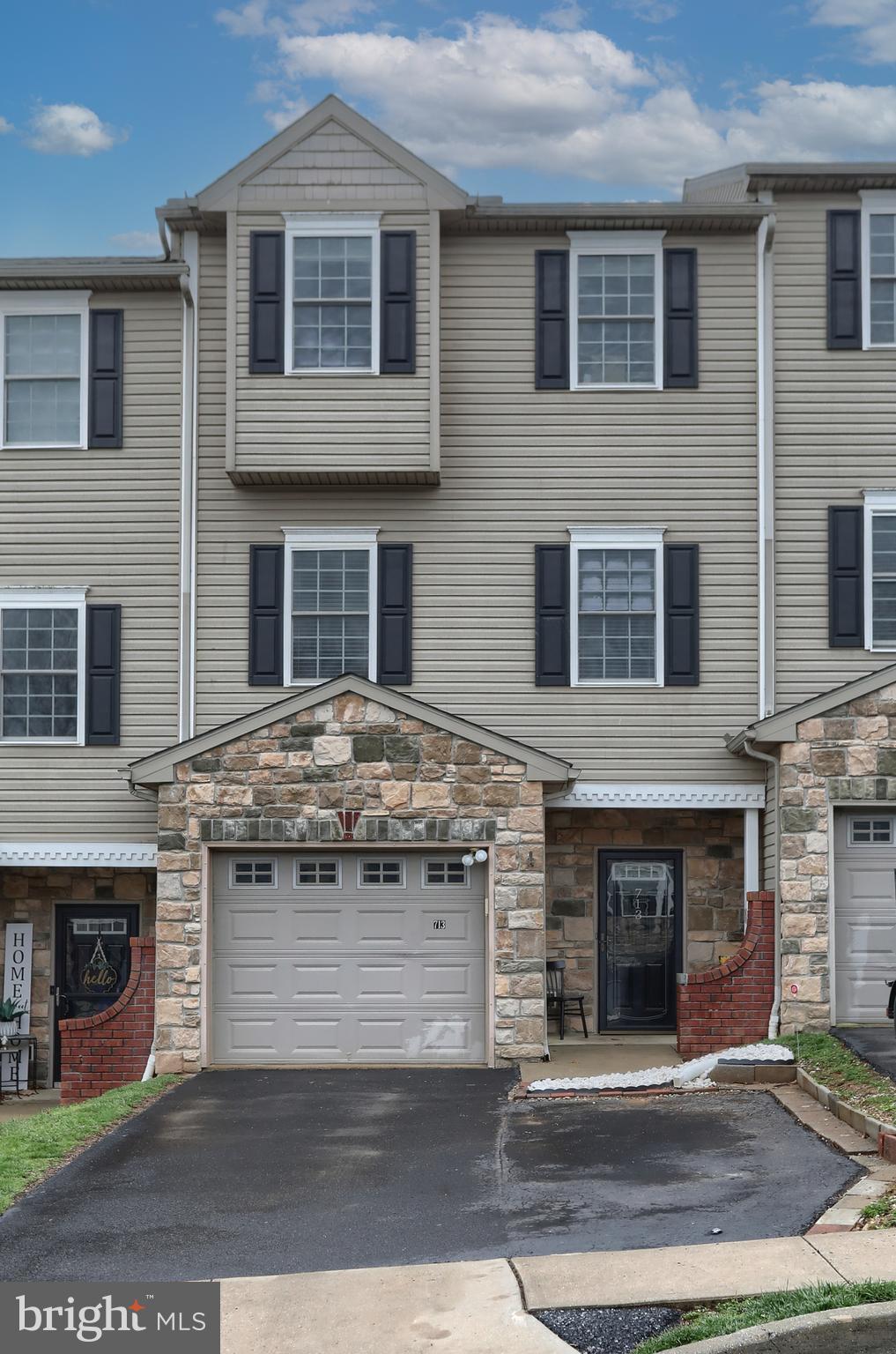 THE WOODLANDS - Residential