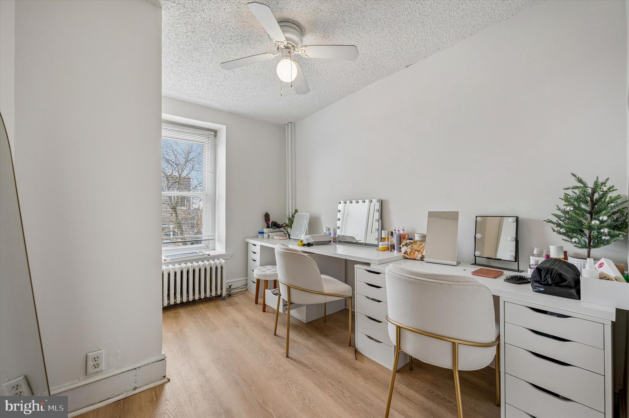 ROXBOROUGH - Residential