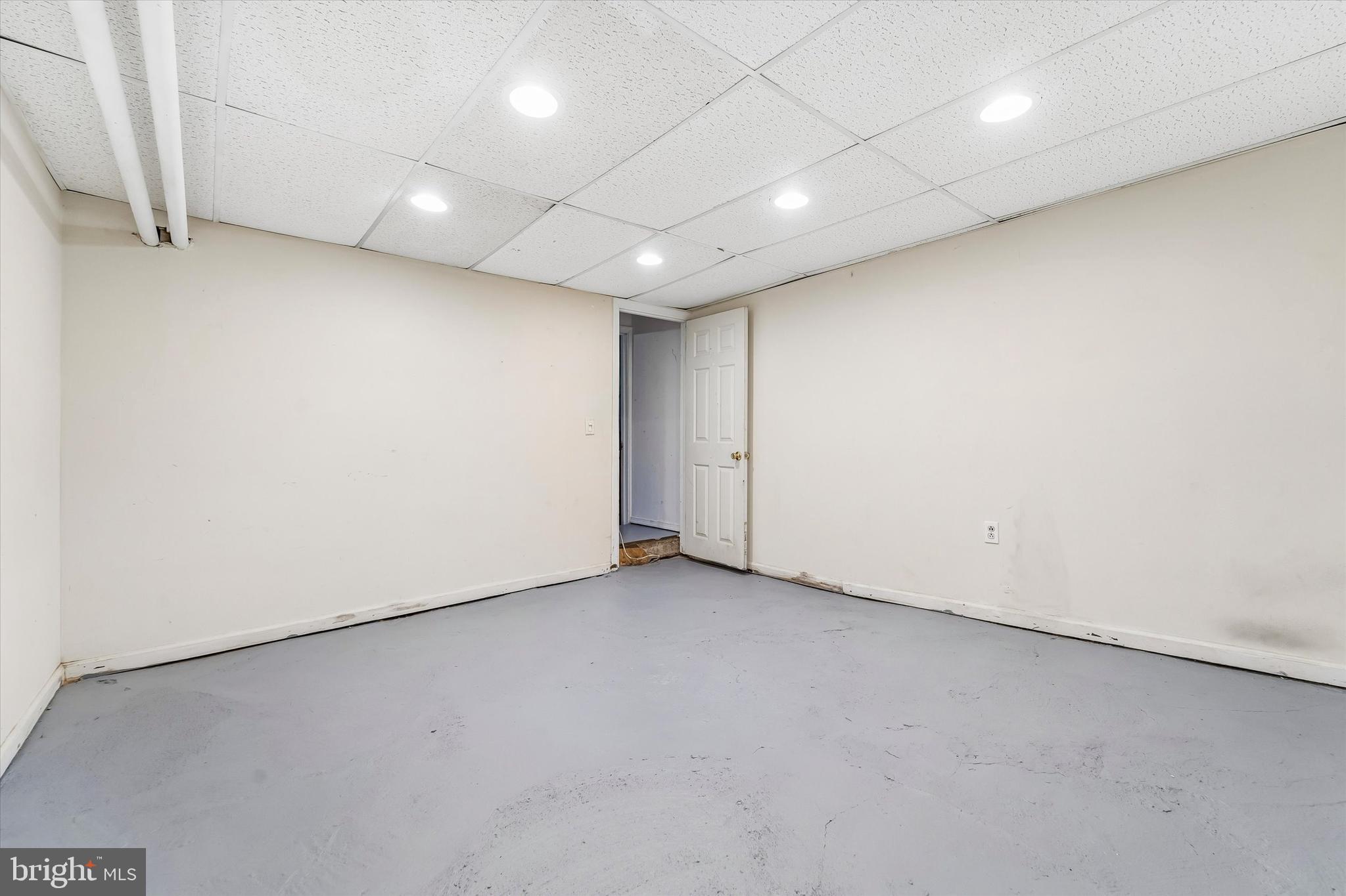 ROXBOROUGH - Residential