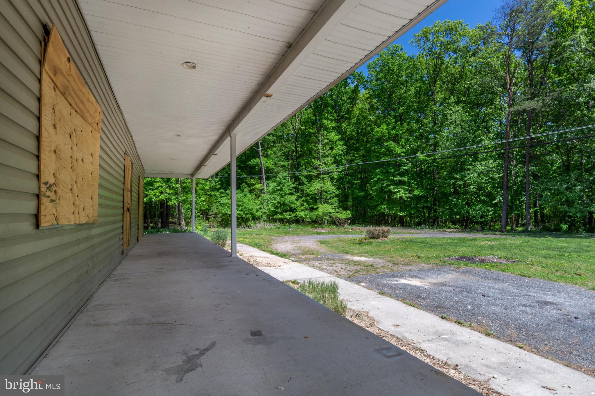 MIDDLE RIVER - Residential