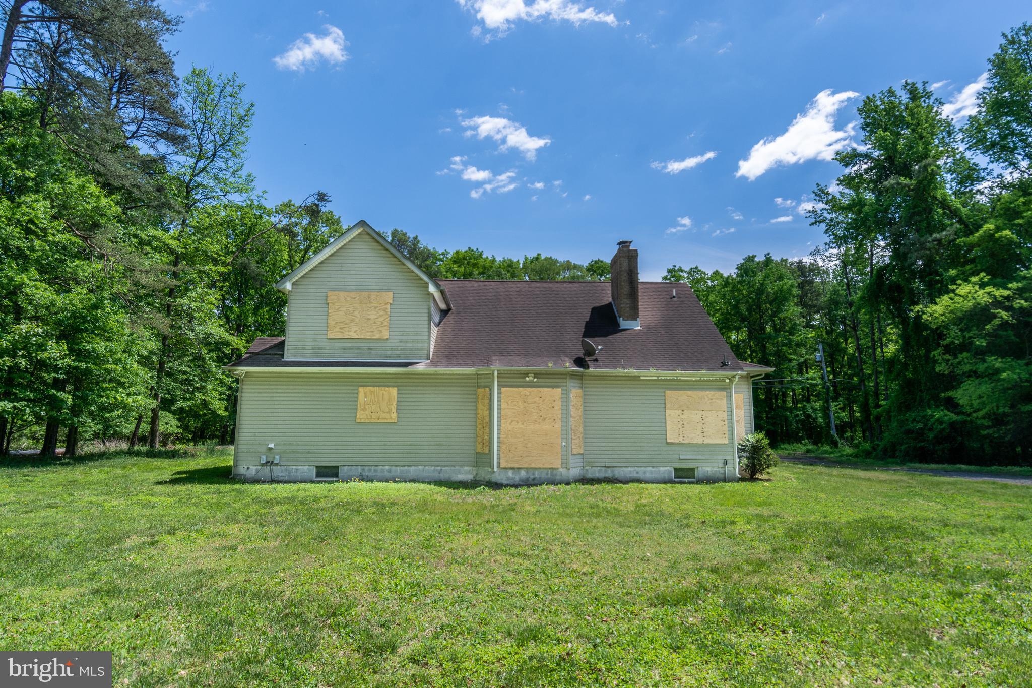 MIDDLE RIVER - Residential