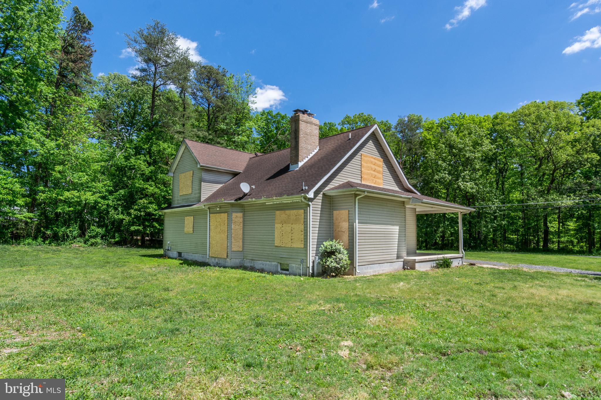 MIDDLE RIVER - Residential