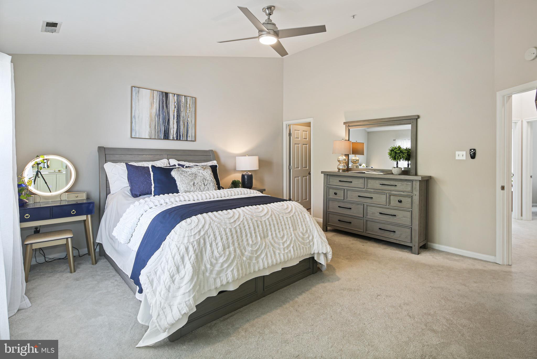 RIVER HILL - Residential