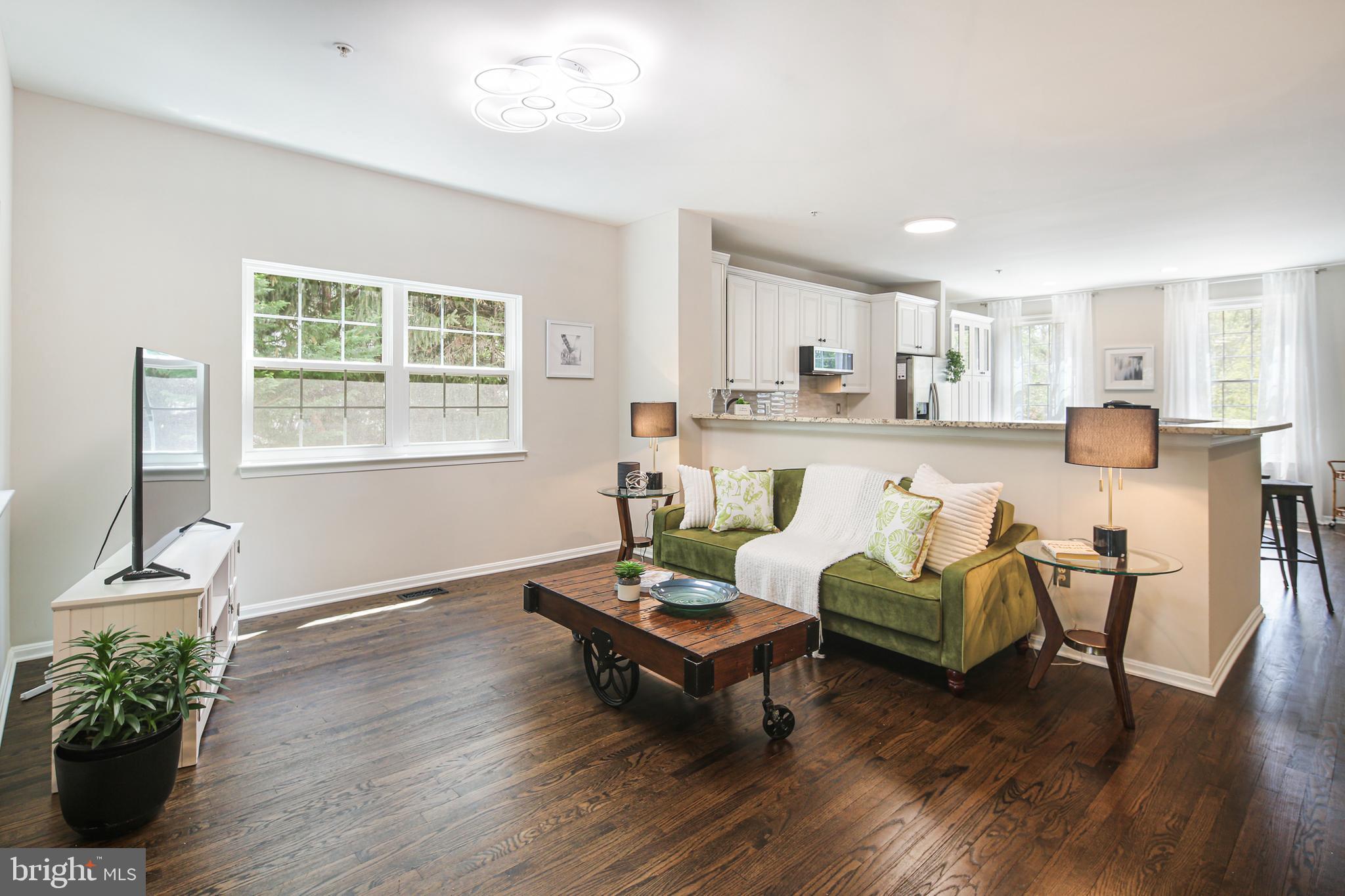 RIVER HILL - Residential