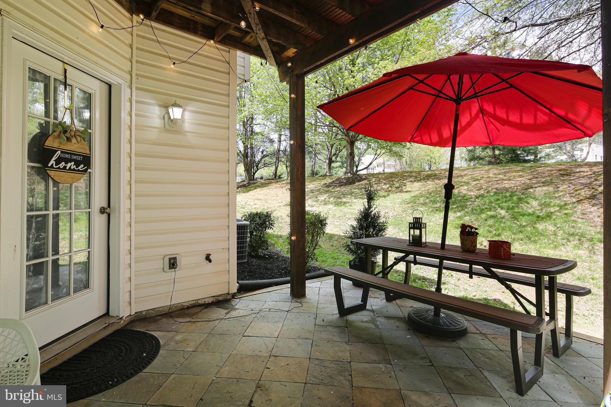 RIVER HILL - Residential