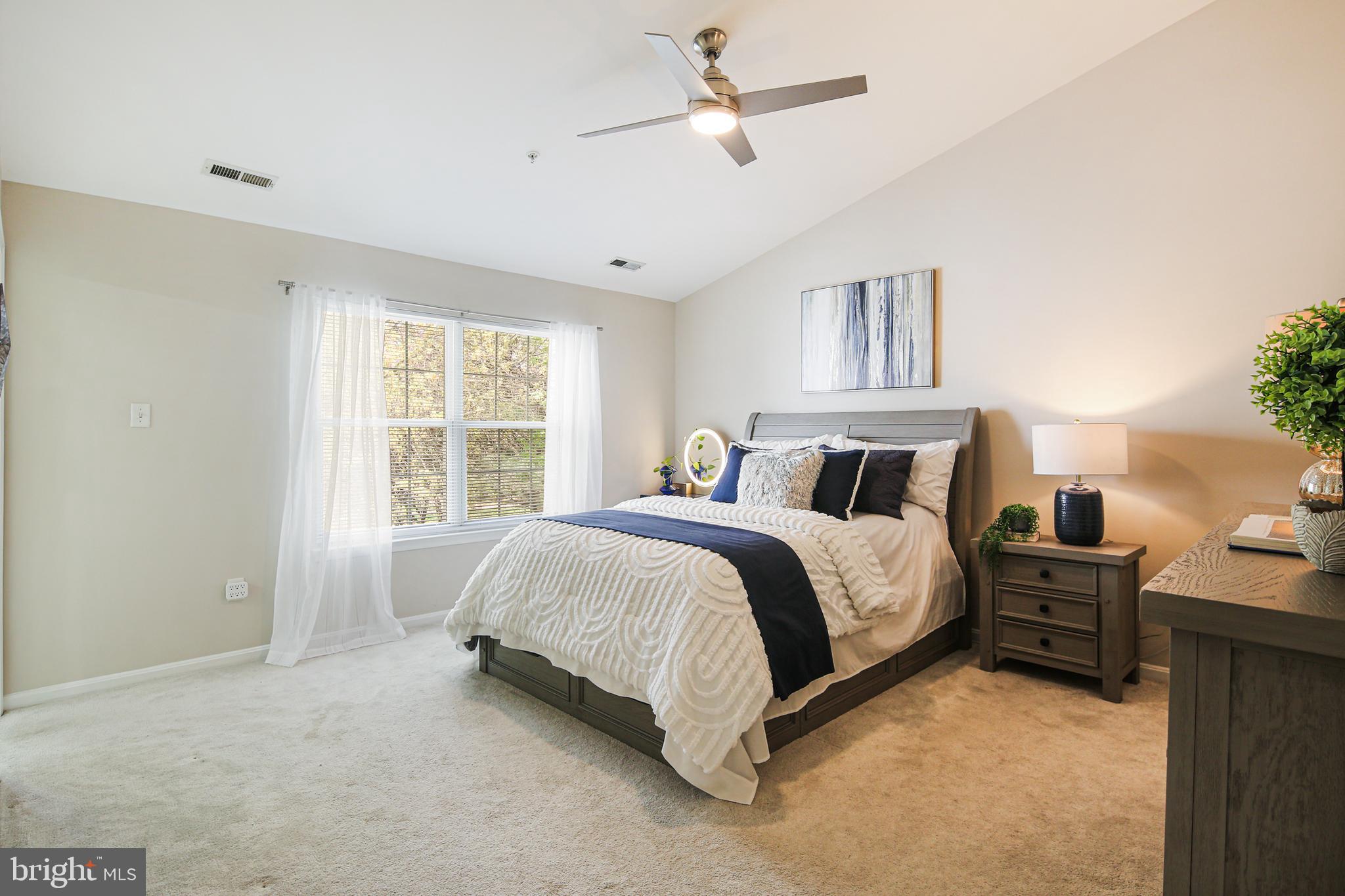 RIVER HILL - Residential